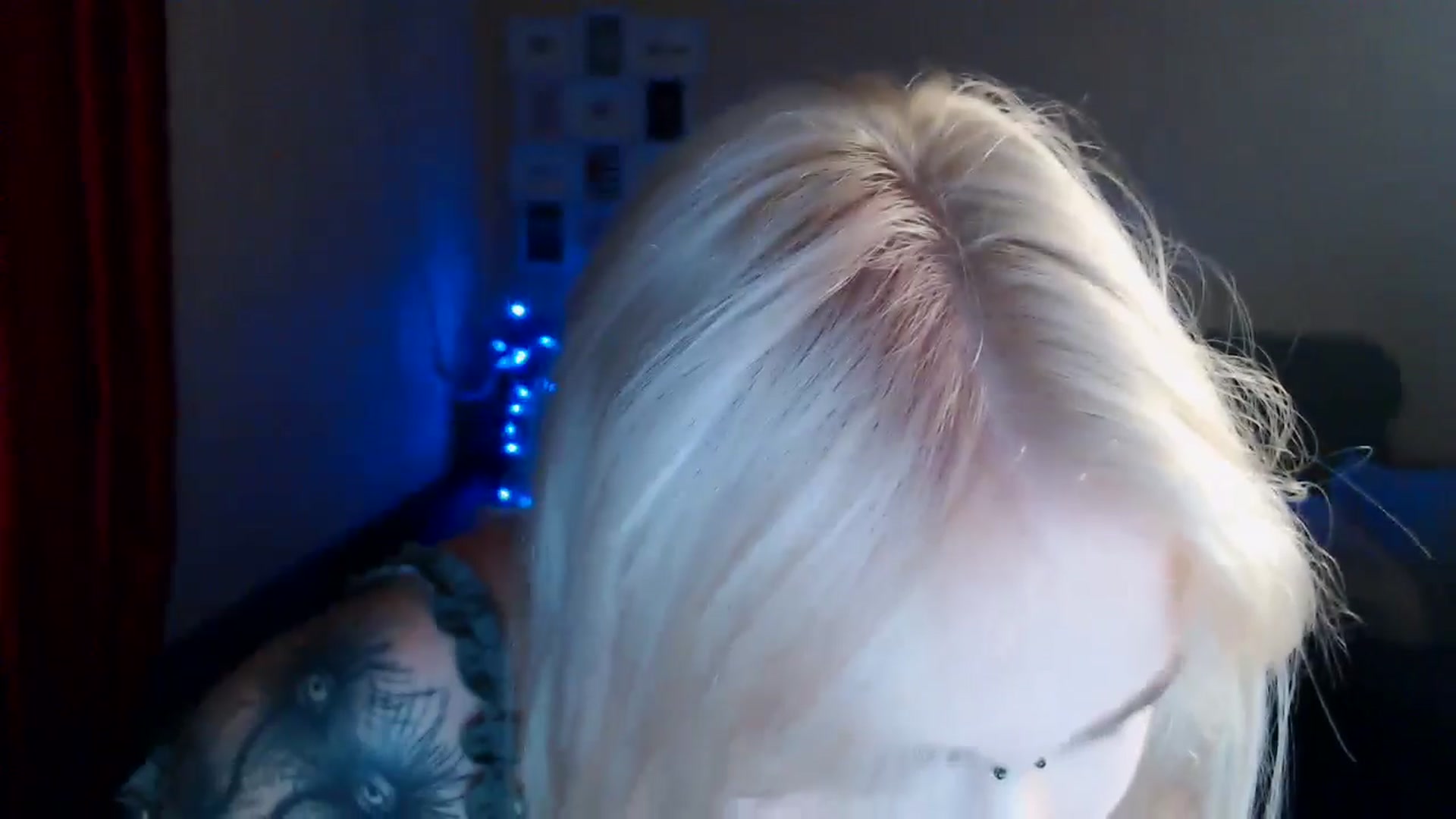 Gallery image thumbnail from Killinna's myfreecams stream on, 07/19/2024, 16:36 image 12 of 20