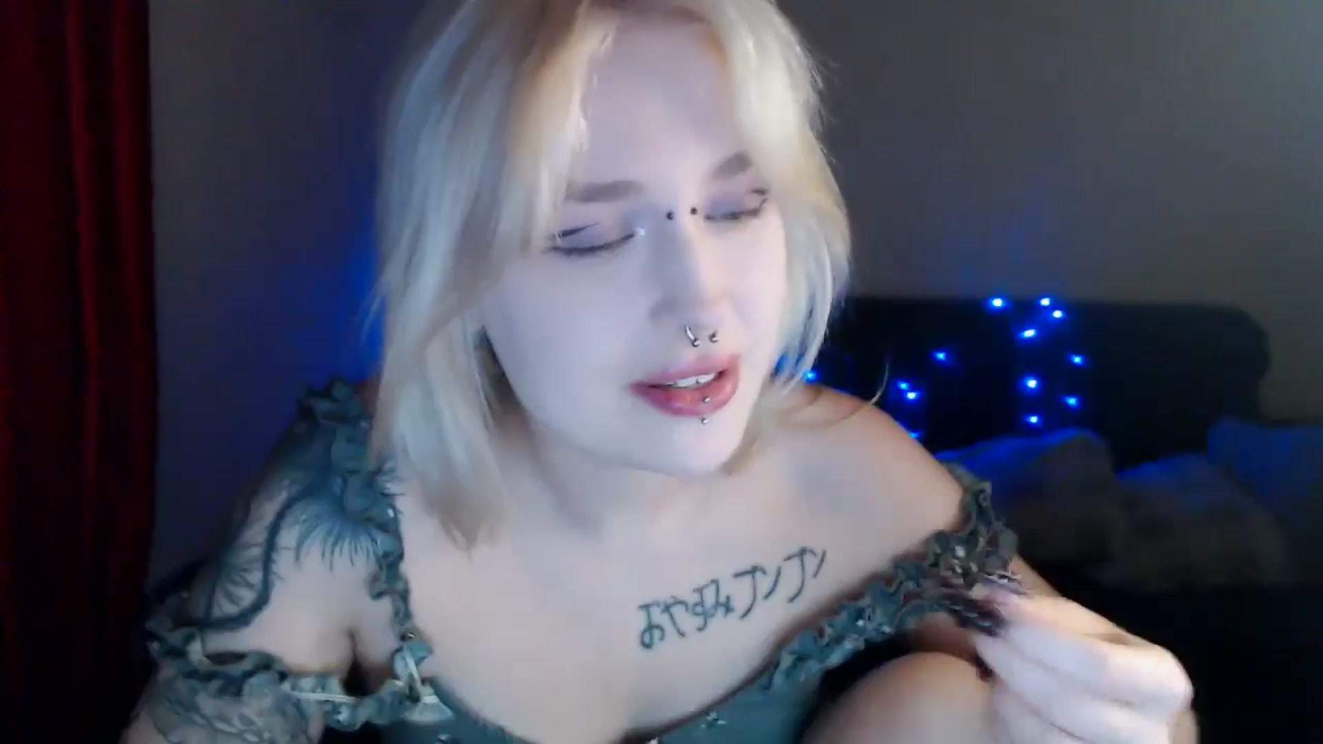 Gallery image thumbnail from Killinna's myfreecams stream on, 07/19/2024, 16:36 image 10 of 20