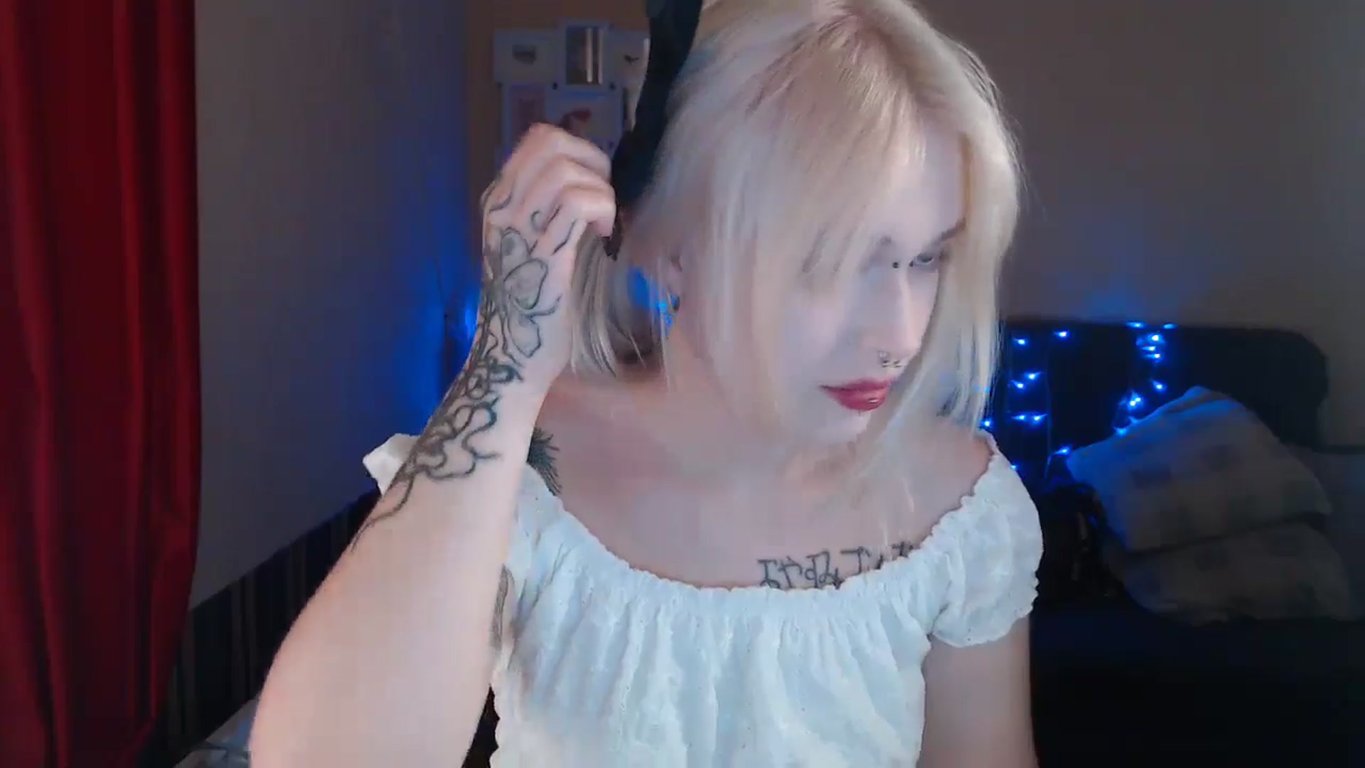 Gallery image thumbnail from Killinna's myfreecams stream on, 07/20/2024, 14:06 image 18 of 20