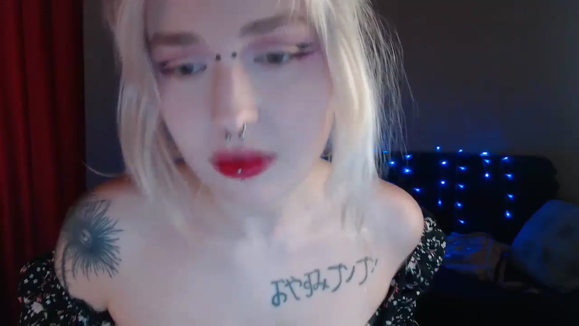 Gallery image thumbnail from Killinna's myfreecams stream on, 07/27/2024, 17:05 image 1 of 20