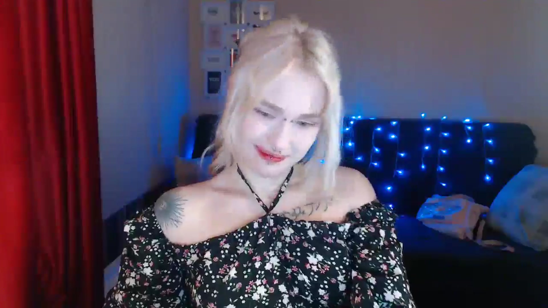 Gallery image thumbnail from Killinna's myfreecams stream on, 07/27/2024, 17:05 image 20 of 20
