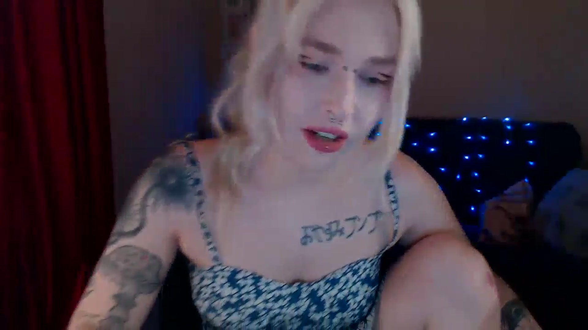 Gallery image thumbnail from Killinna's myfreecams stream on, 07/28/2024, 14:28 image 18 of 20