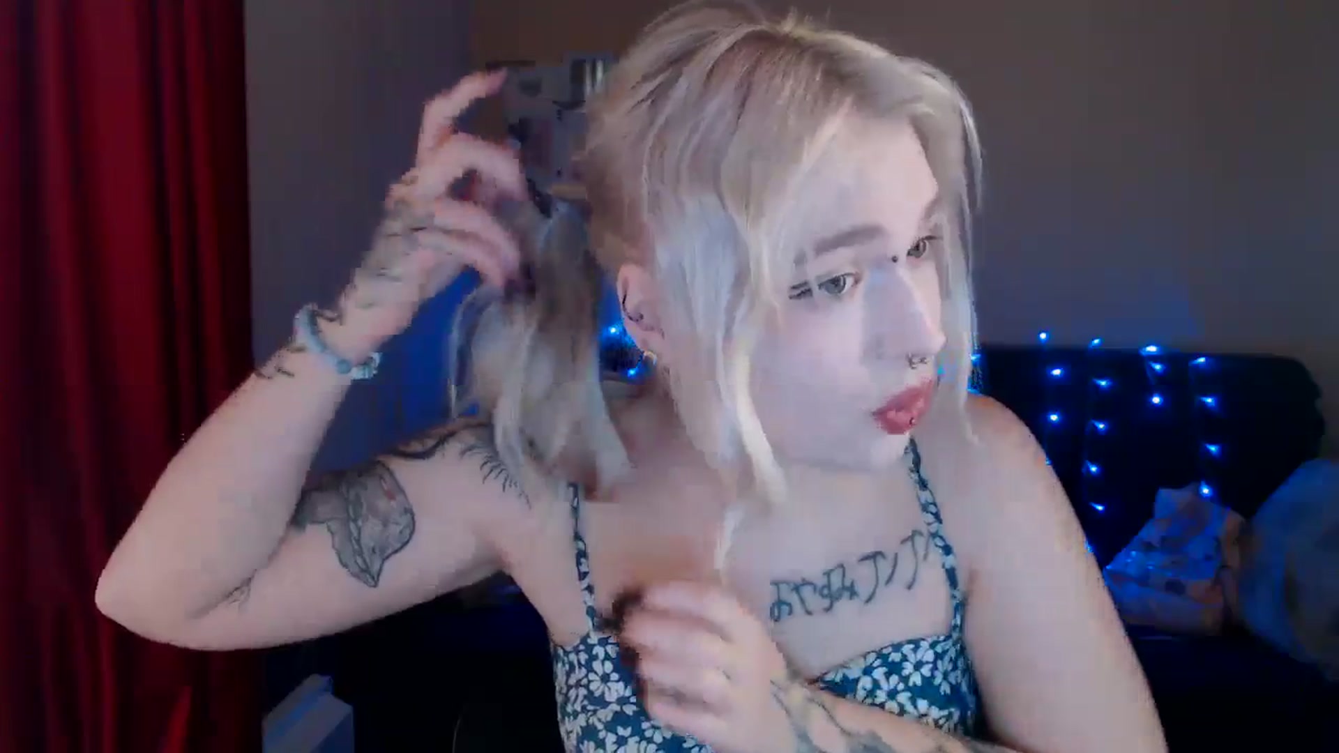 Gallery image thumbnail from Killinna's myfreecams stream on, 07/28/2024, 14:28 image 4 of 20
