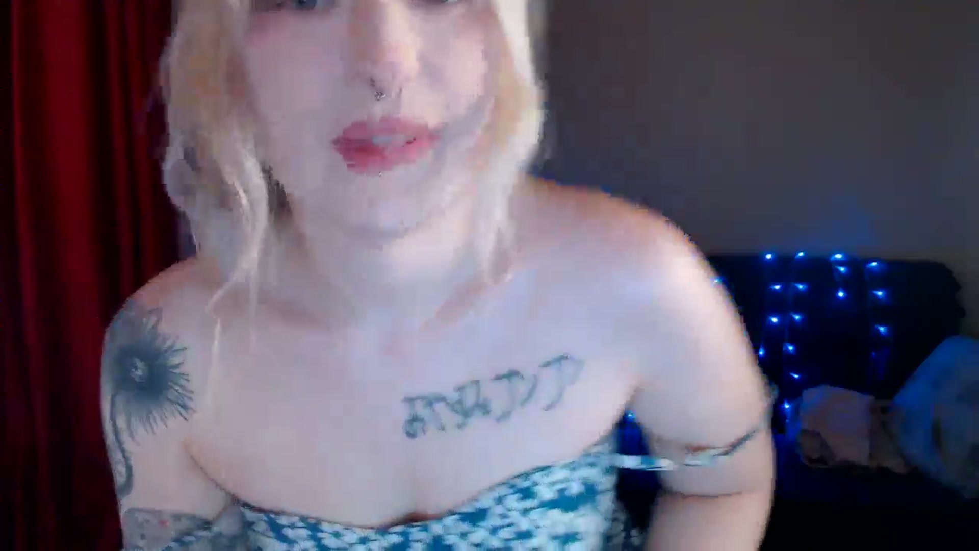 Gallery image thumbnail from Killinna's myfreecams stream on, 07/28/2024, 15:34 image 15 of 20