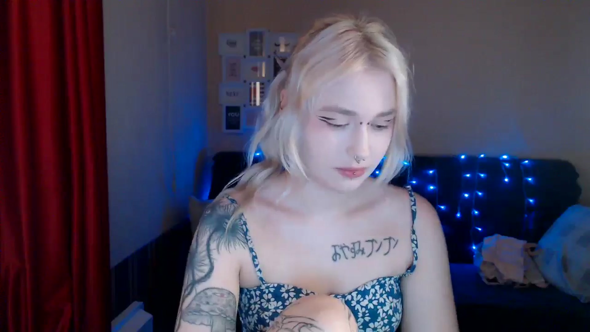 Gallery image thumbnail from Killinna's myfreecams stream on, 07/28/2024, 15:34 image 10 of 20