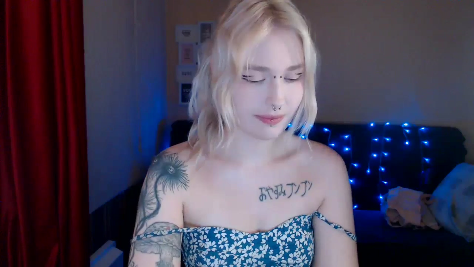 Gallery image thumbnail from Killinna's myfreecams stream on, 07/28/2024, 15:34 image 16 of 20