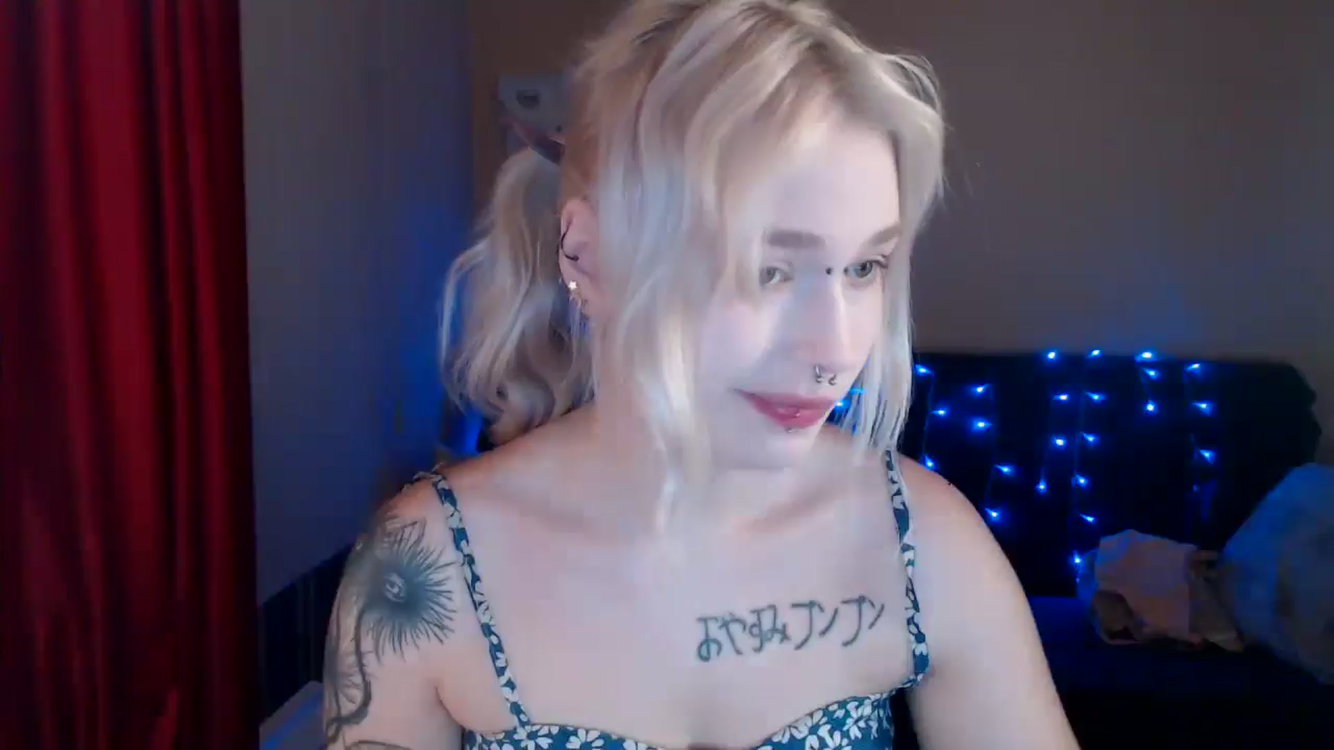 Gallery image thumbnail from Killinna's myfreecams stream on, 07/28/2024, 15:34 image 1 of 20