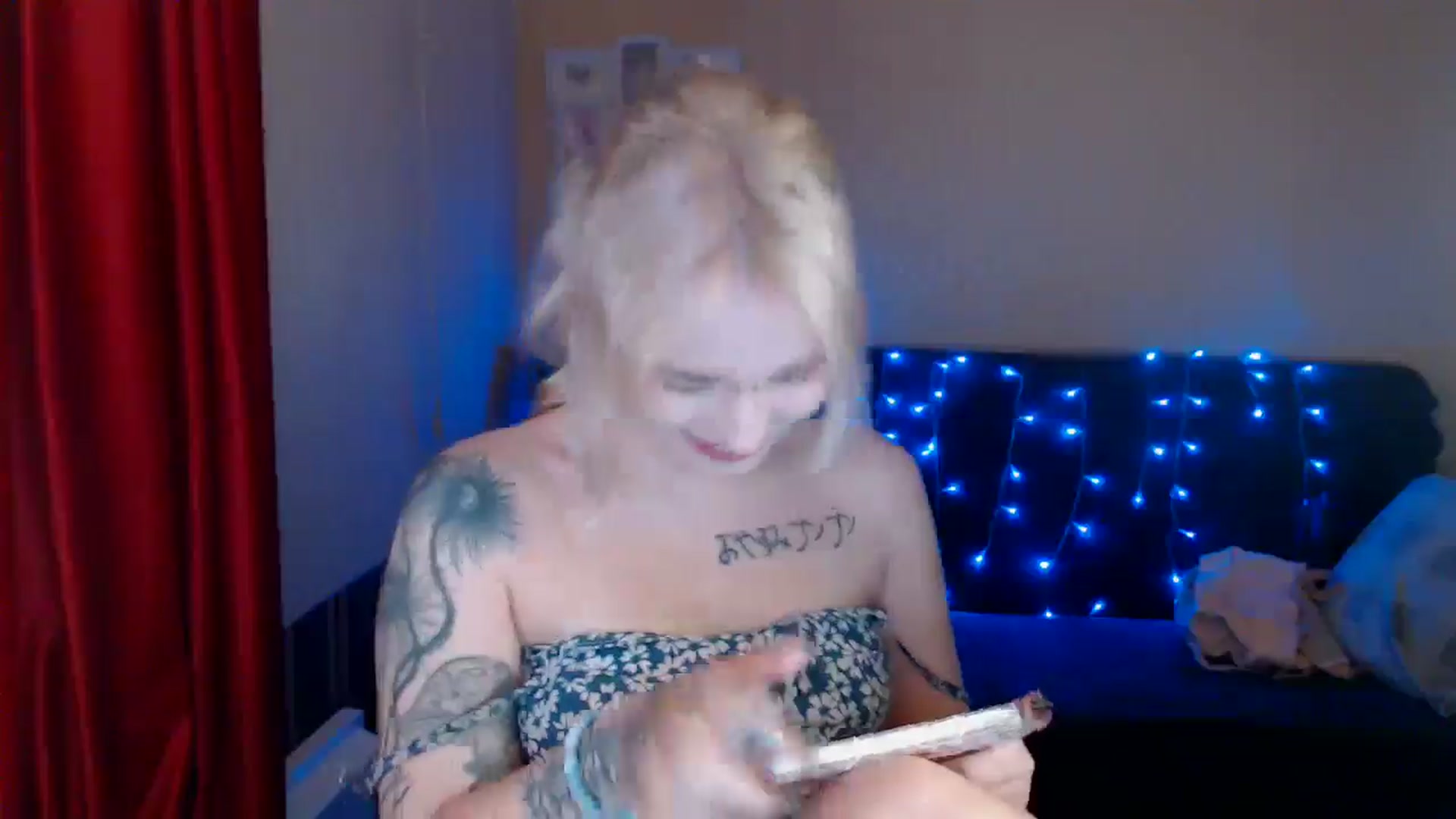 Gallery image thumbnail from Killinna's myfreecams stream on, 07/28/2024, 17:11 image 3 of 20