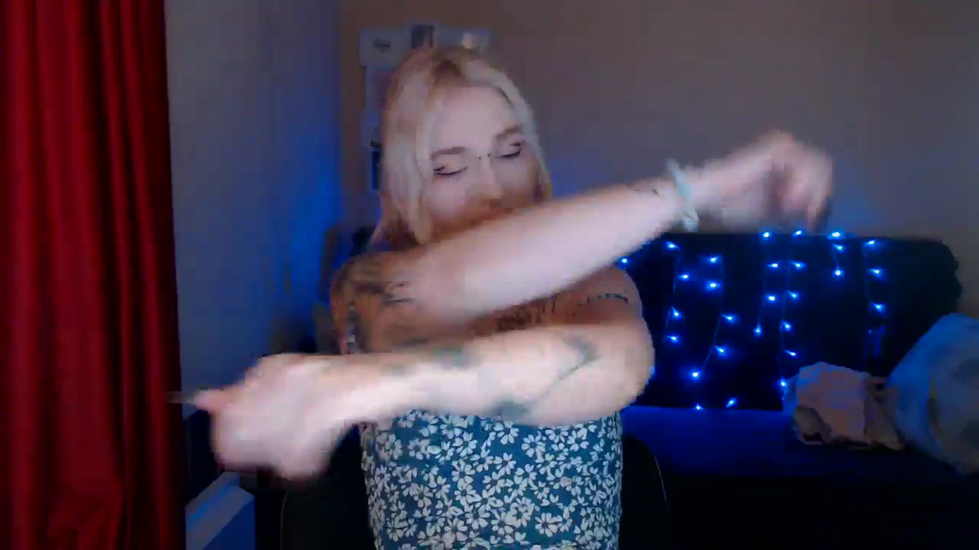 Gallery image thumbnail from Killinna's myfreecams stream on, 07/28/2024, 17:11 image 19 of 20
