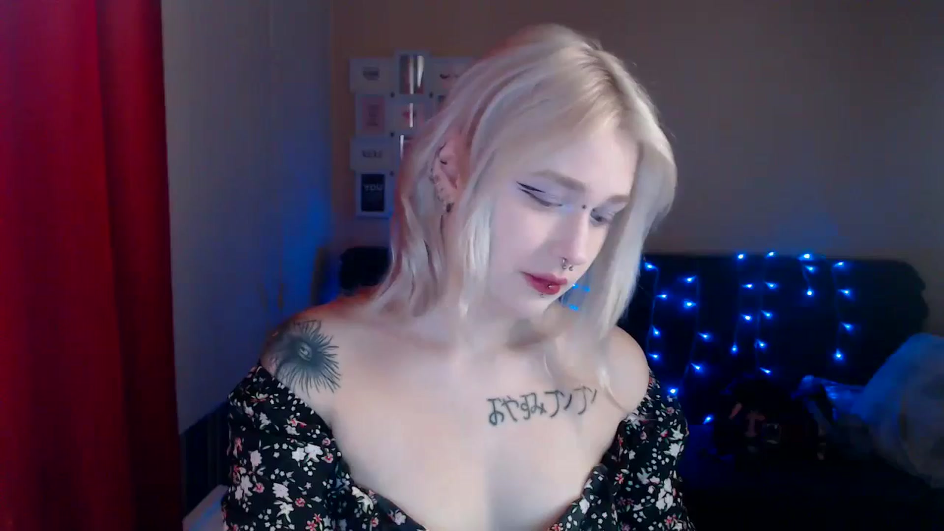 Gallery image thumbnail from Killinna's myfreecams stream on, 07/30/2024, 12:43 image 1 of 20