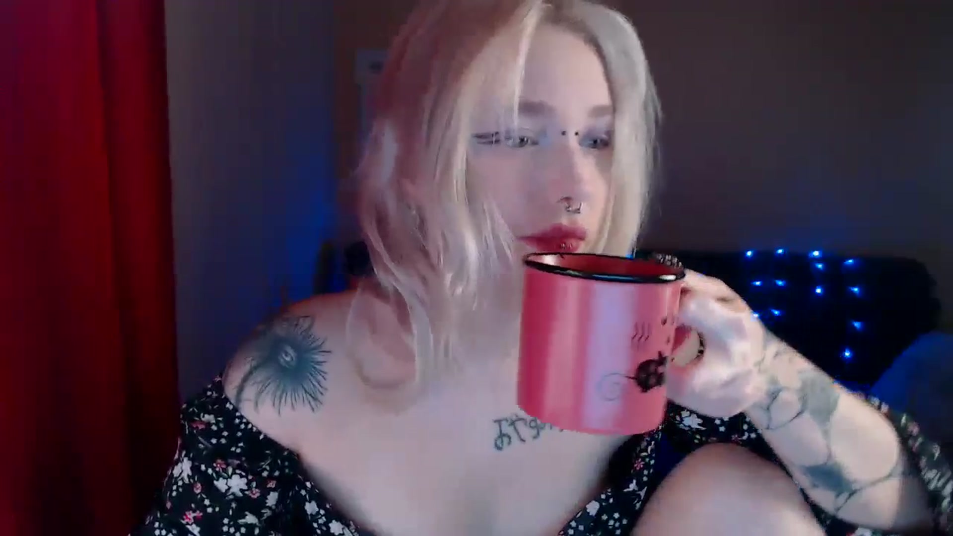 Gallery image thumbnail from Killinna's myfreecams stream on, 07/30/2024, 12:43 image 14 of 20
