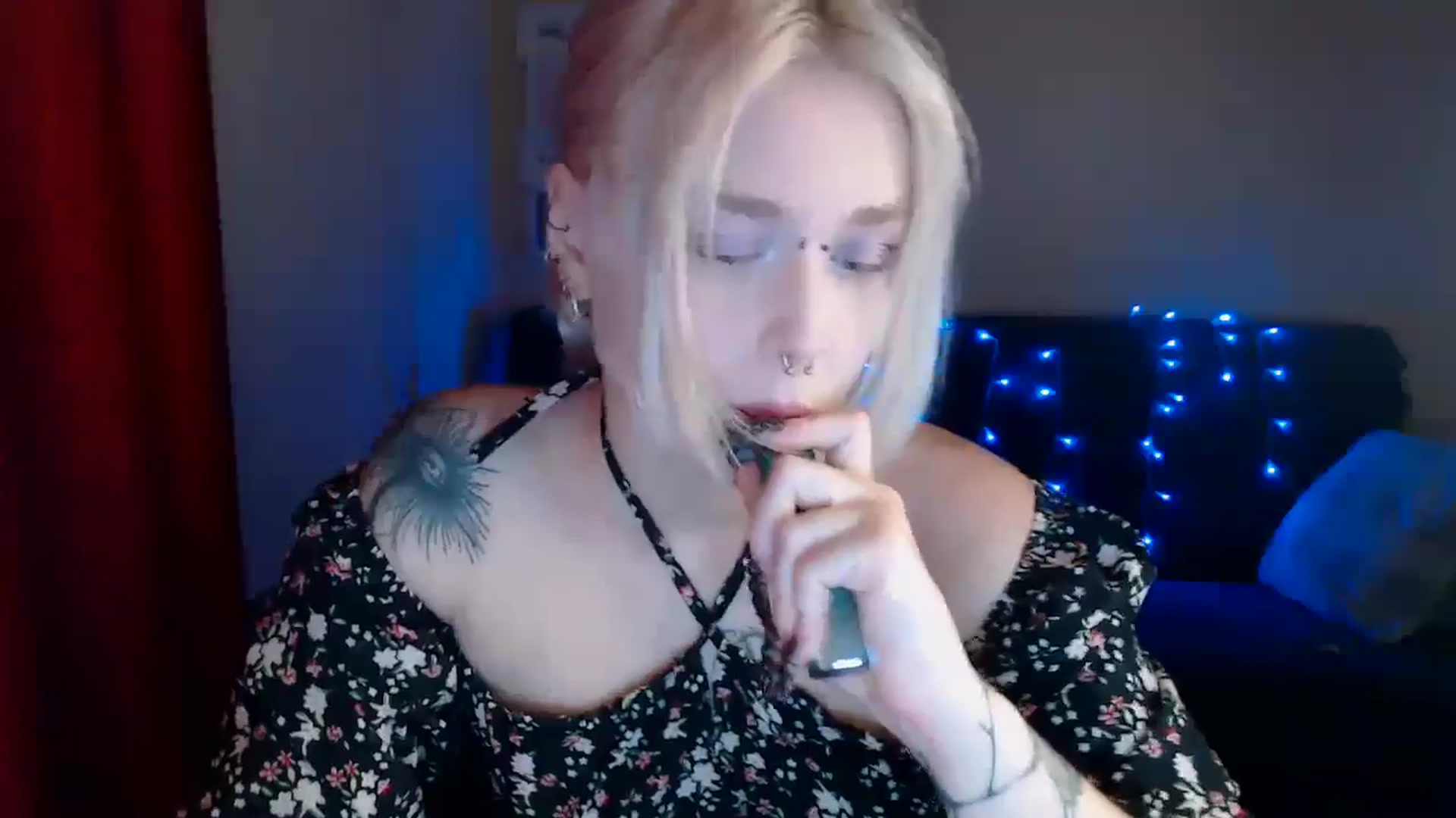 Gallery image thumbnail from Killinna's myfreecams stream on, 07/30/2024, 15:25 image 9 of 20
