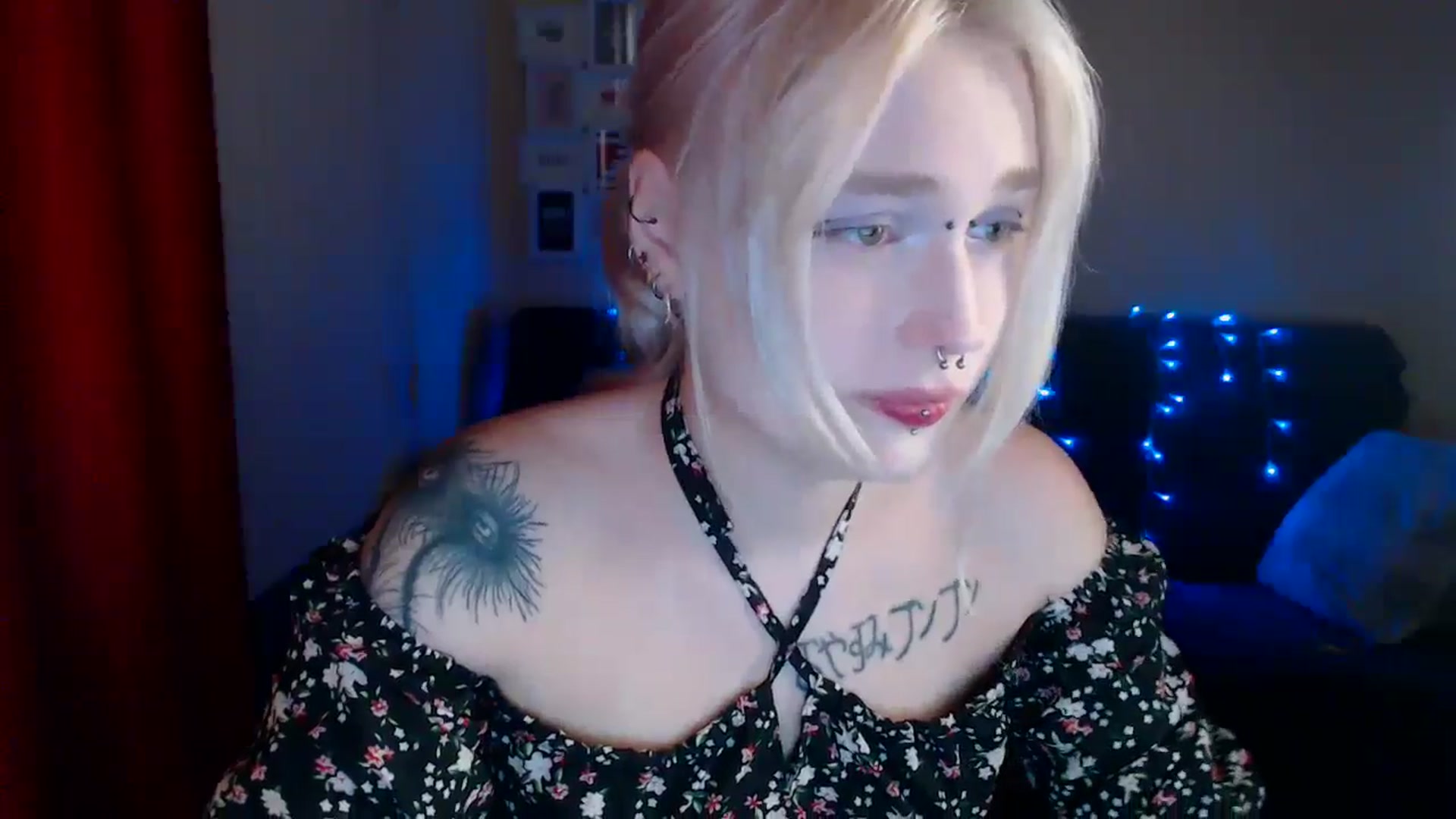 Gallery image thumbnail from Killinna's myfreecams stream on, 07/30/2024, 15:25 image 17 of 20