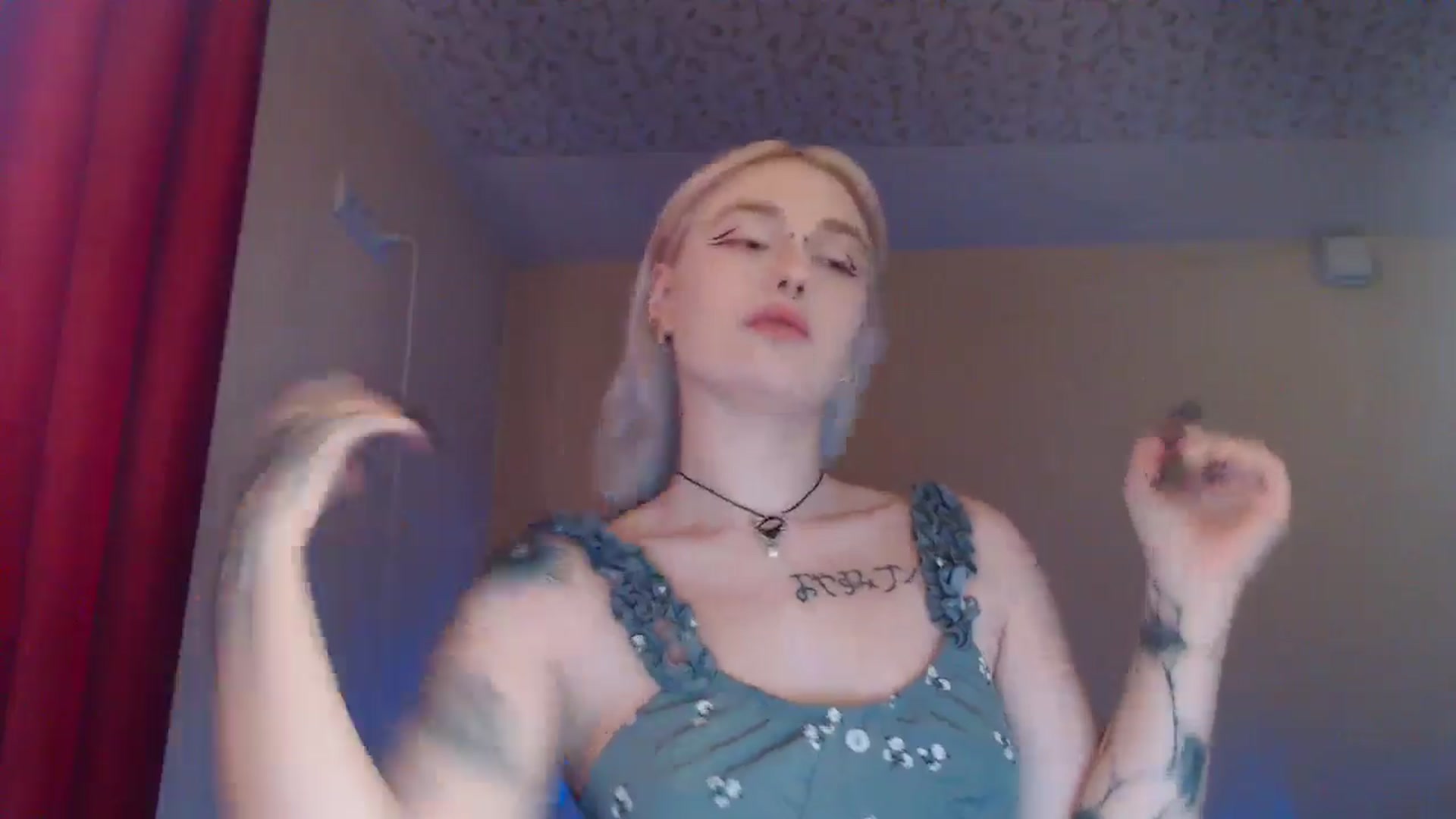 Gallery image thumbnail from Killinna's myfreecams stream on, 07/31/2024, 14:10 image 15 of 20