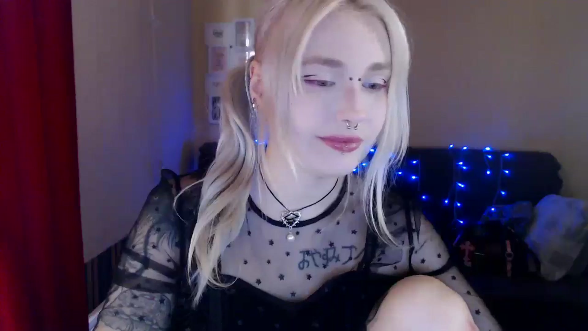 Gallery image thumbnail from Killinna's myfreecams stream on, 07/31/2024, 14:10 image 4 of 20