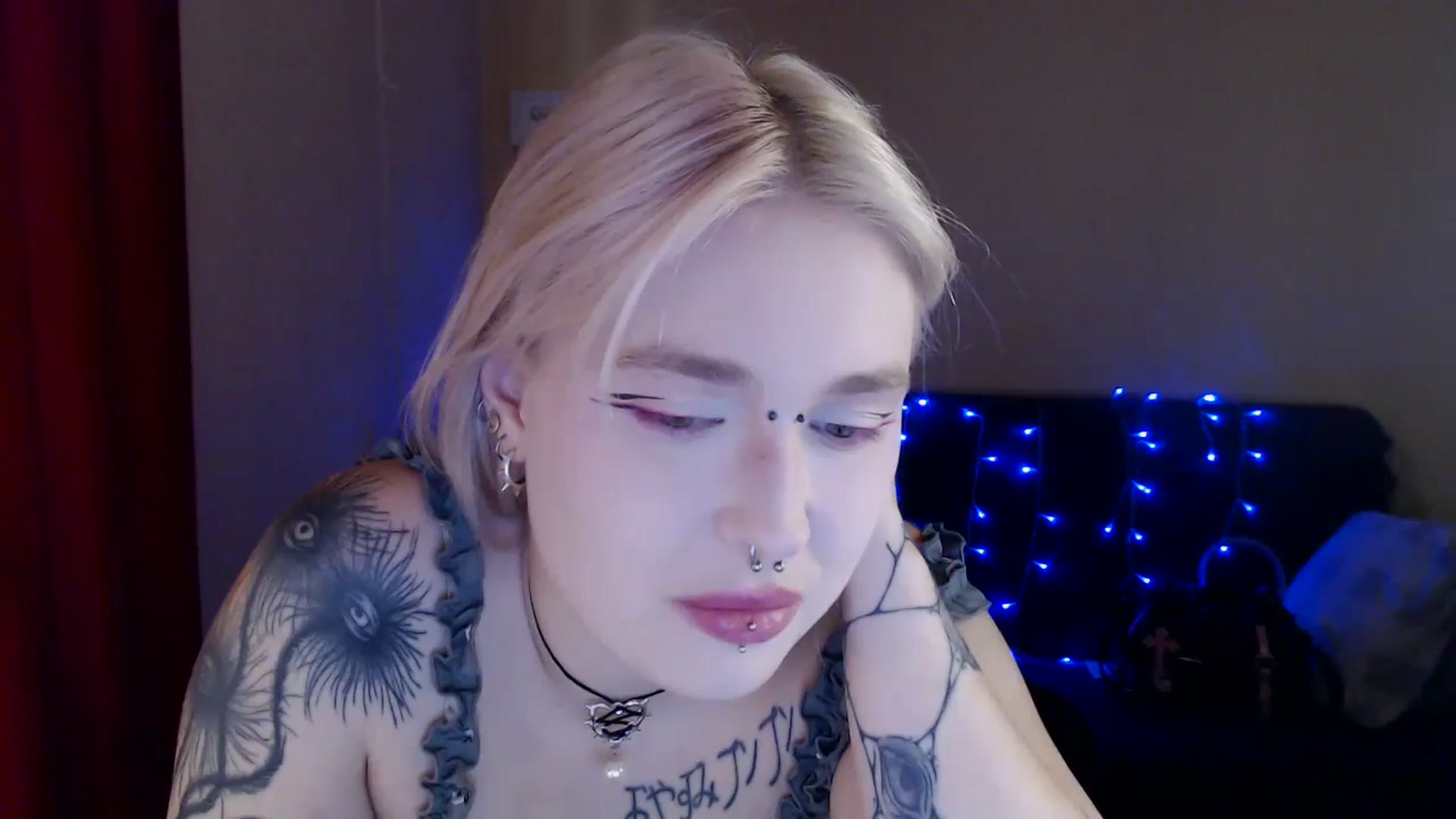 Gallery image thumbnail from Killinna's myfreecams stream on, 07/31/2024, 14:10 image 17 of 20