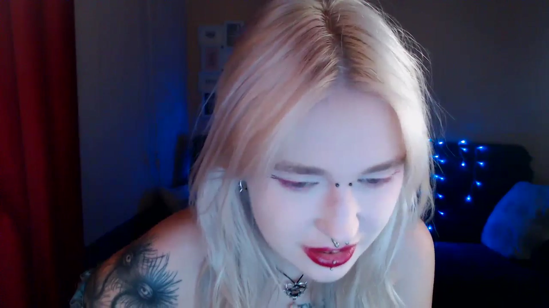 Gallery image thumbnail from Killinna's myfreecams stream on, 07/31/2024, 16:55 image 6 of 20