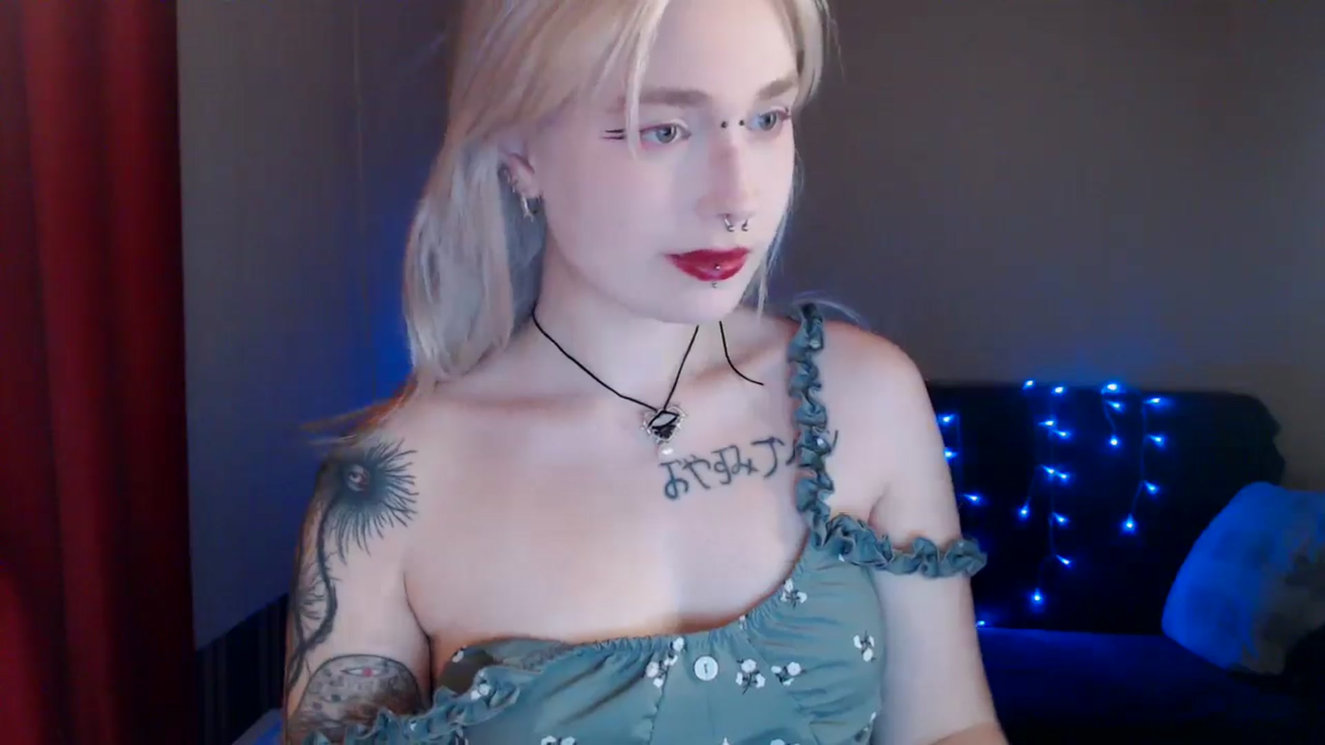 Gallery image thumbnail from Killinna's myfreecams stream on, 07/31/2024, 16:55 image 8 of 20