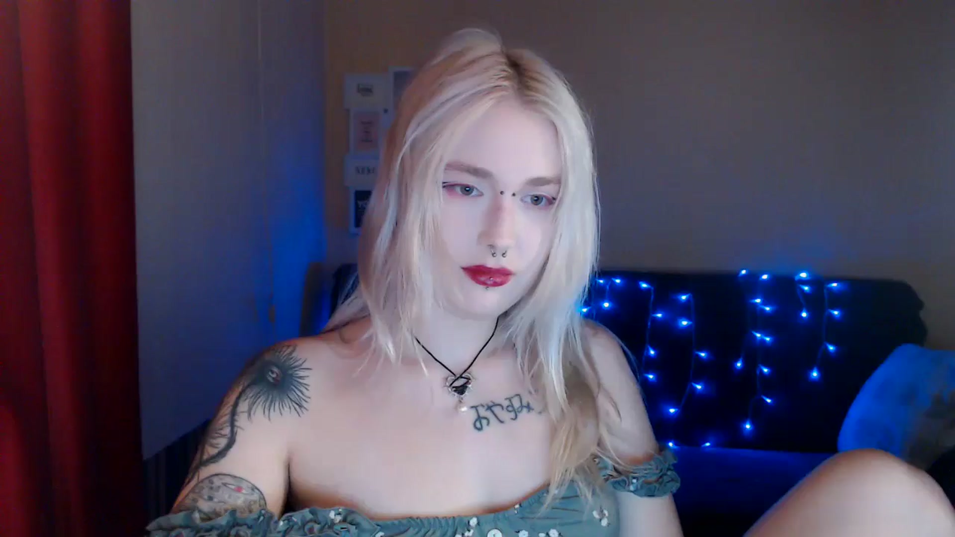 Gallery image thumbnail from Killinna's myfreecams stream on, 07/31/2024, 16:55 image 13 of 20