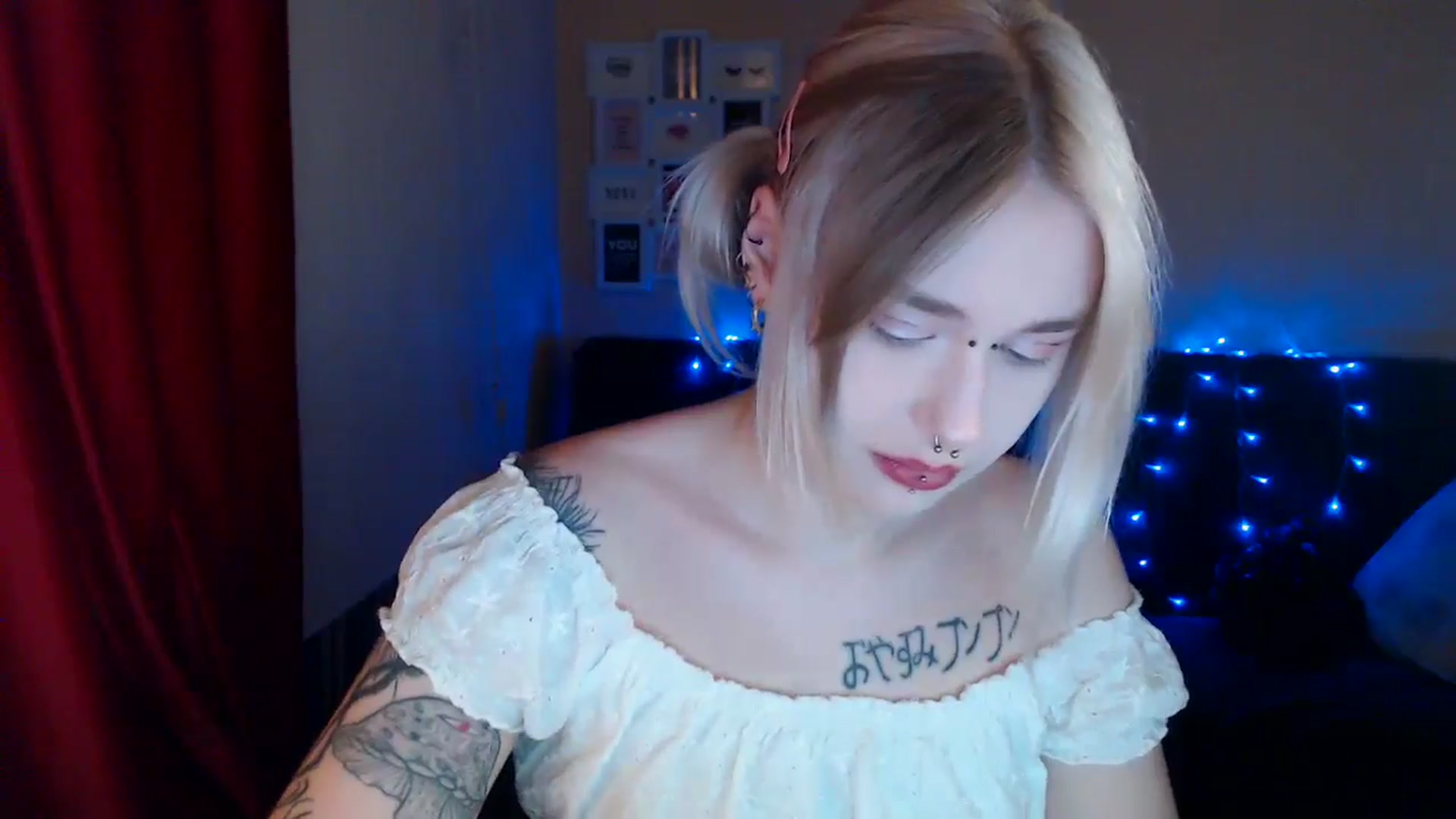 Gallery image thumbnail from Killinna's myfreecams stream on, 08/08/2024, 17:05 image 6 of 20