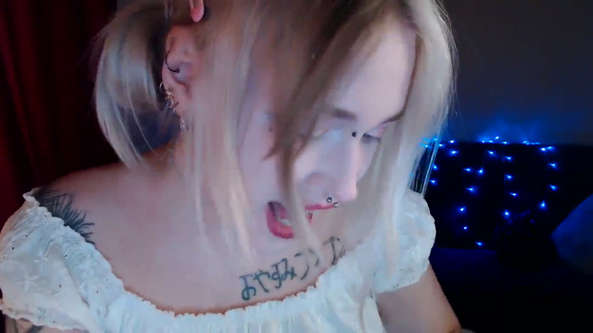 Gallery image thumbnail from Killinna's myfreecams stream on, 08/08/2024, 17:05 image 11 of 20