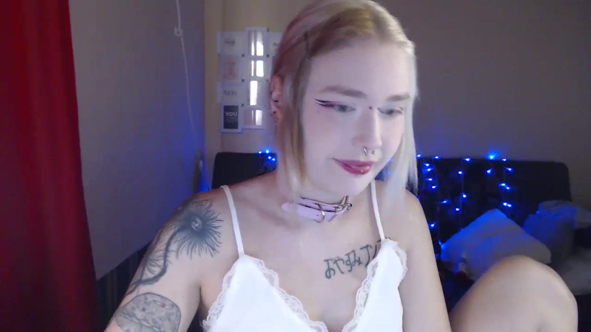 Gallery image thumbnail from Killinna's myfreecams stream on, 08/31/2024, 13:05 image 17 of 20