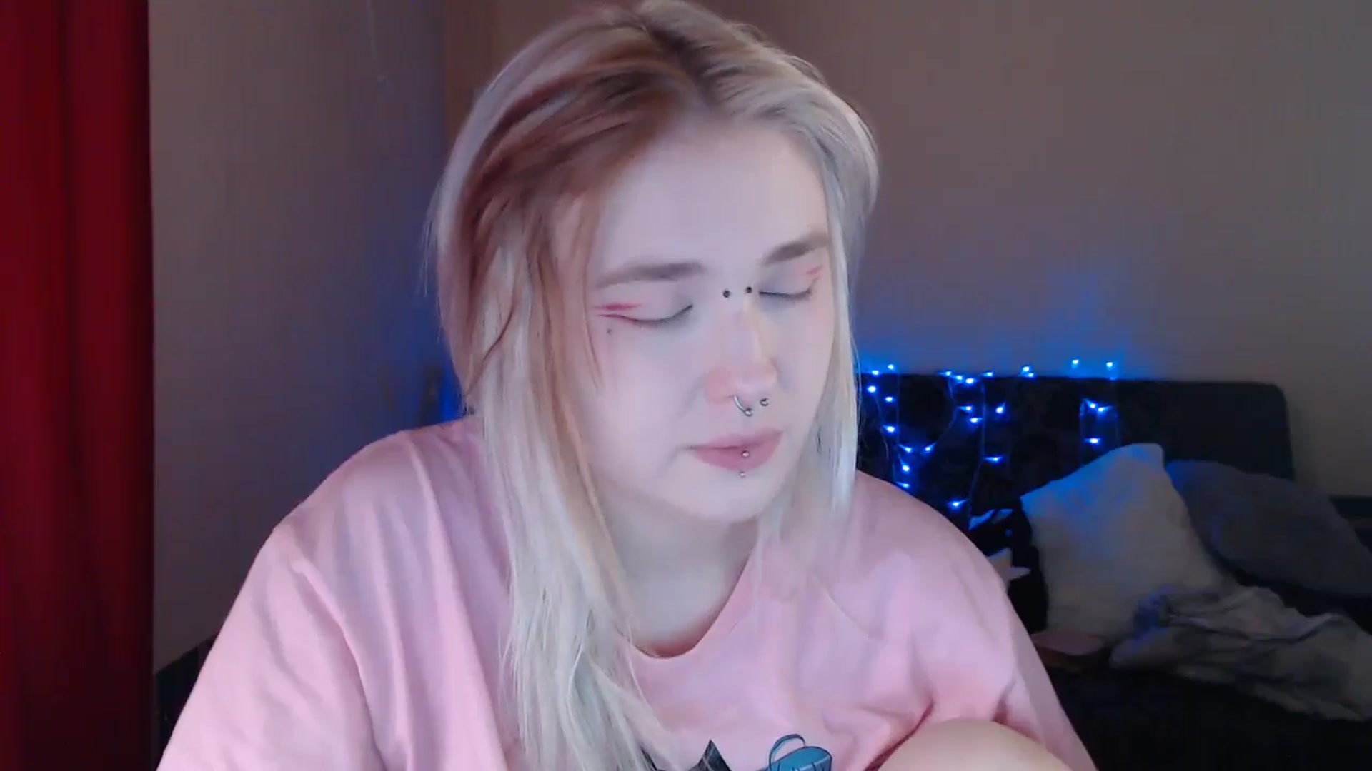 Gallery image thumbnail from Killinna's myfreecams stream on, 09/15/2024, 13:11 image 14 of 20