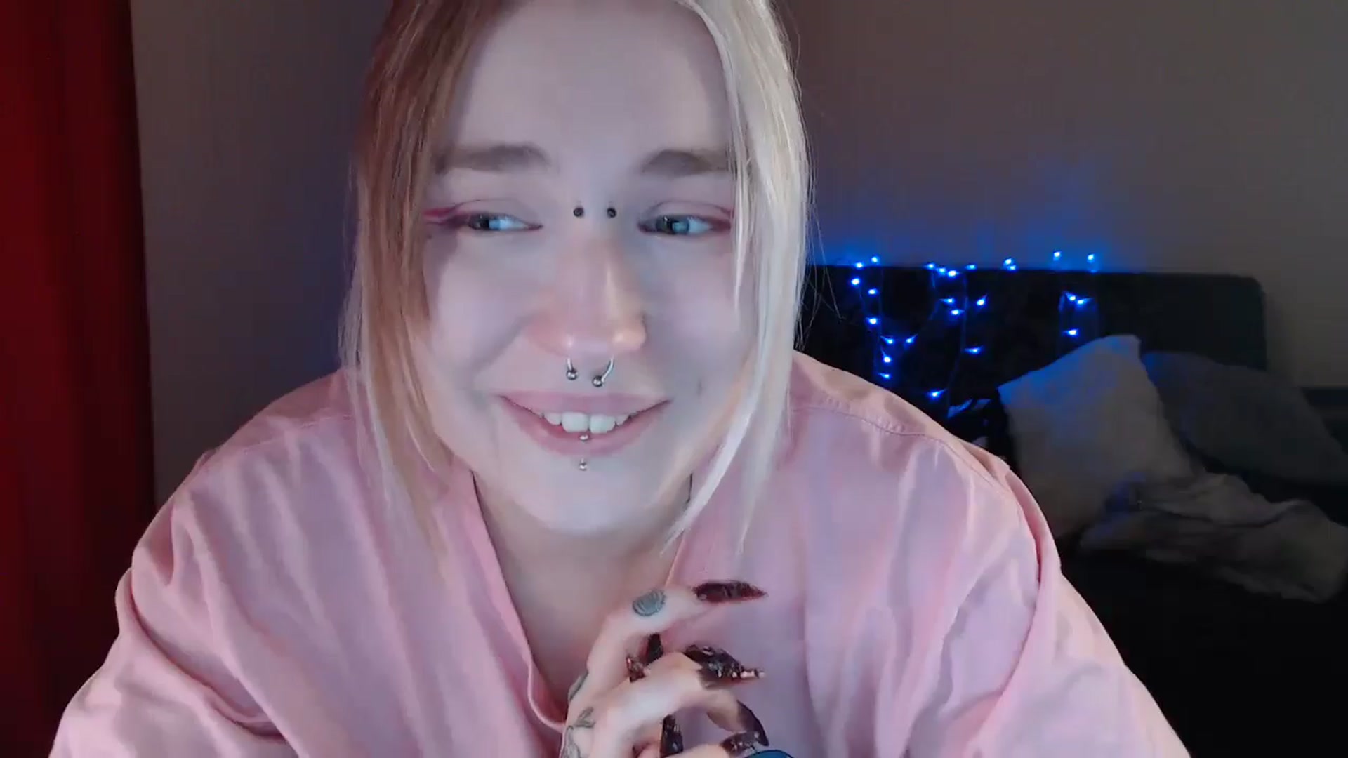 Gallery image thumbnail from Killinna's myfreecams stream on, 09/15/2024, 13:11 image 20 of 20