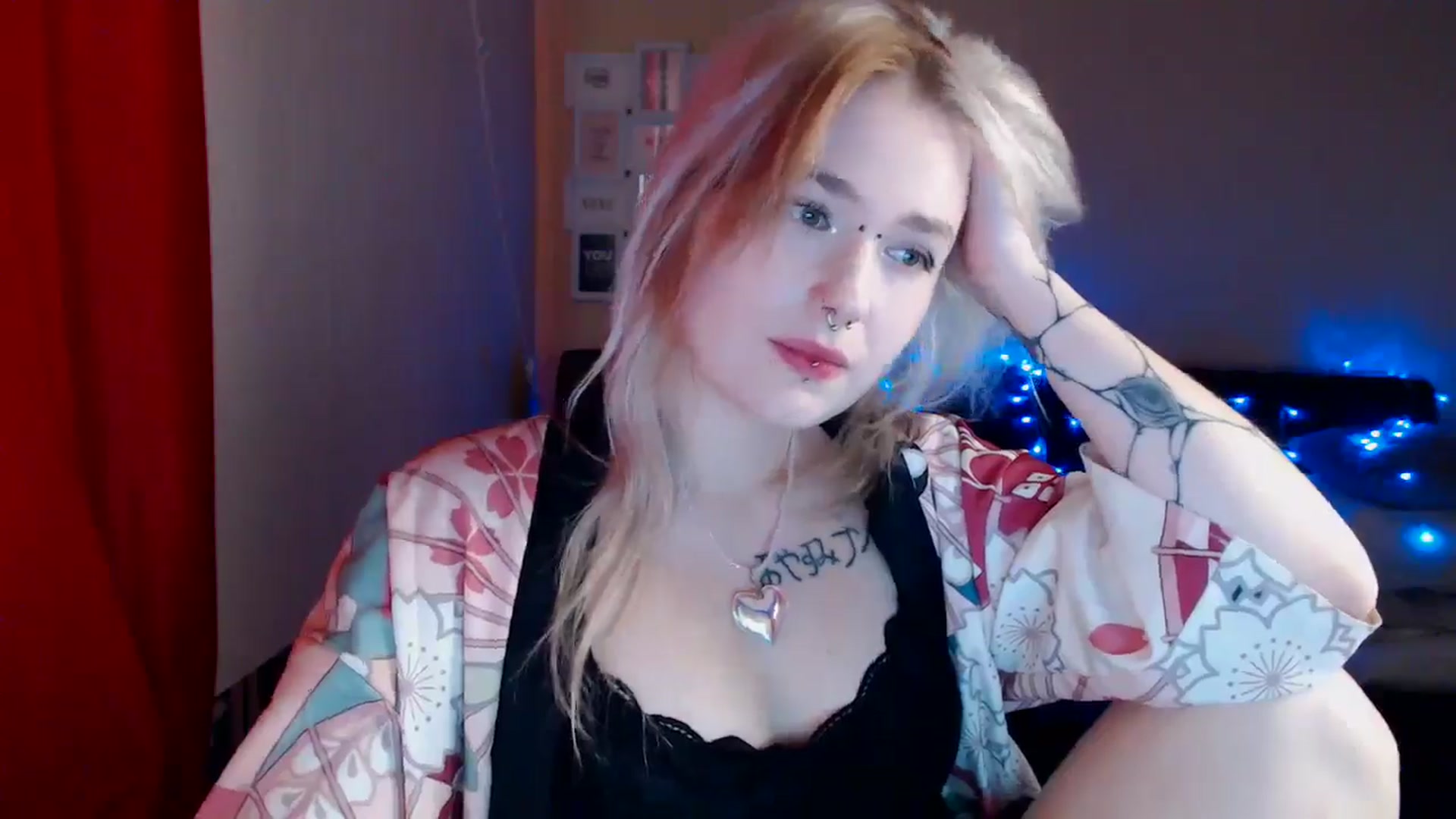 Gallery image thumbnail from Killinna's myfreecams stream on, 09/26/2024, 14:01 image 8 of 20