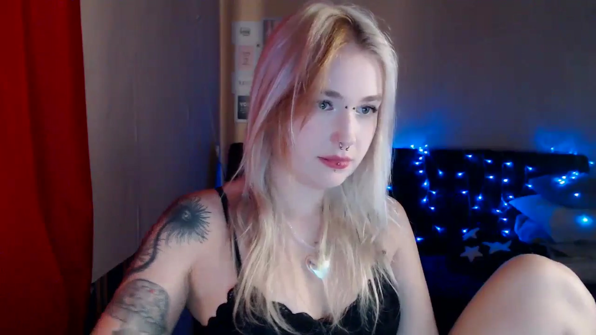 Gallery image thumbnail from Killinna's myfreecams stream on, 09/26/2024, 14:01 image 17 of 20