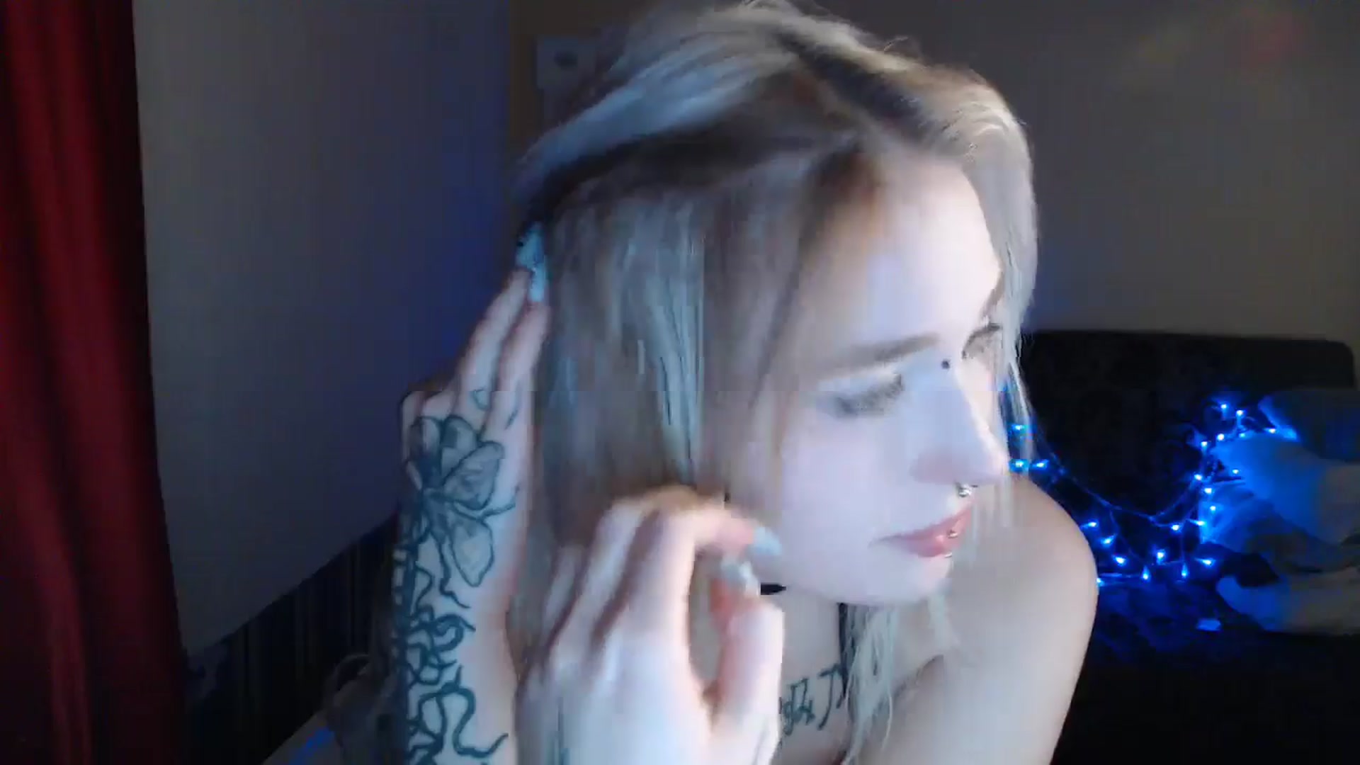 Gallery image thumbnail from Killinna's myfreecams stream on, 09/29/2024, 17:13 image 20 of 20