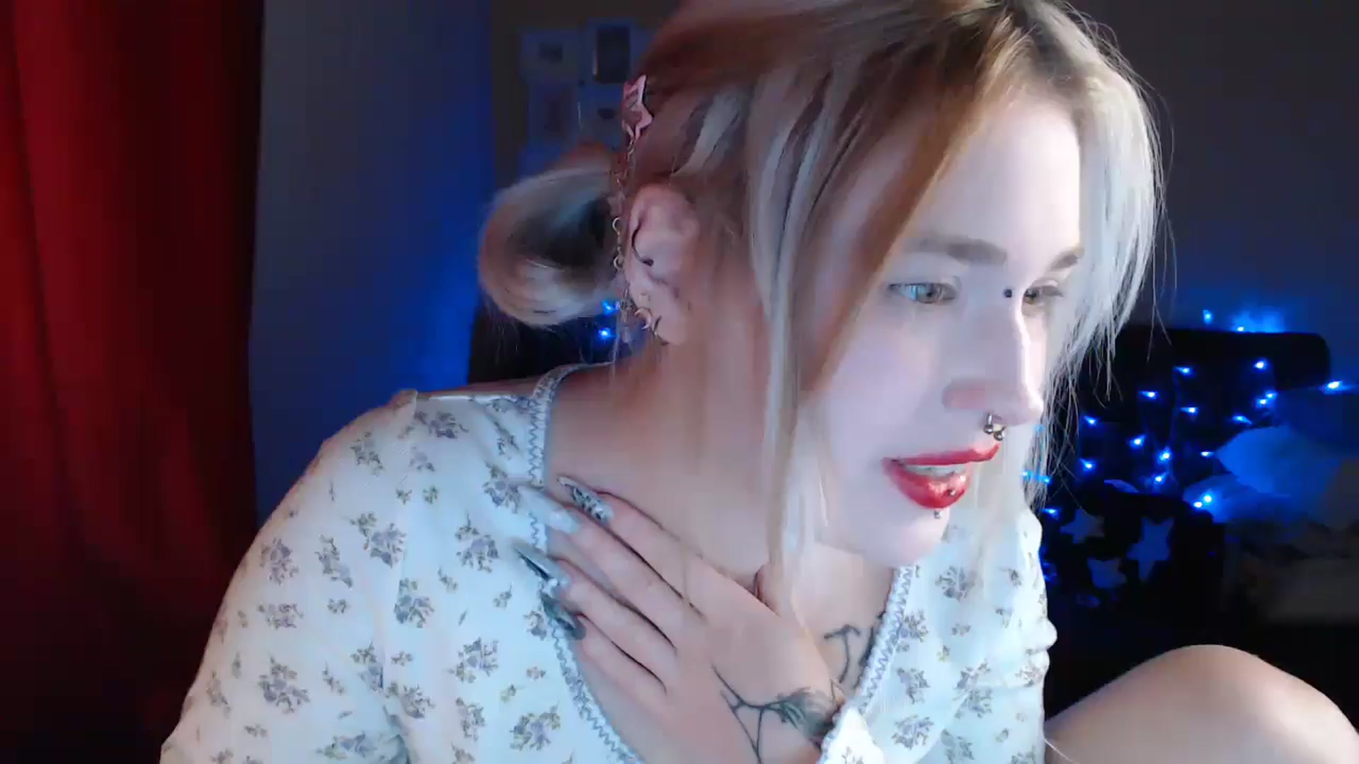 Gallery image thumbnail from Killinna's myfreecams stream on, 10/09/2024, 14:49 image 5 of 20