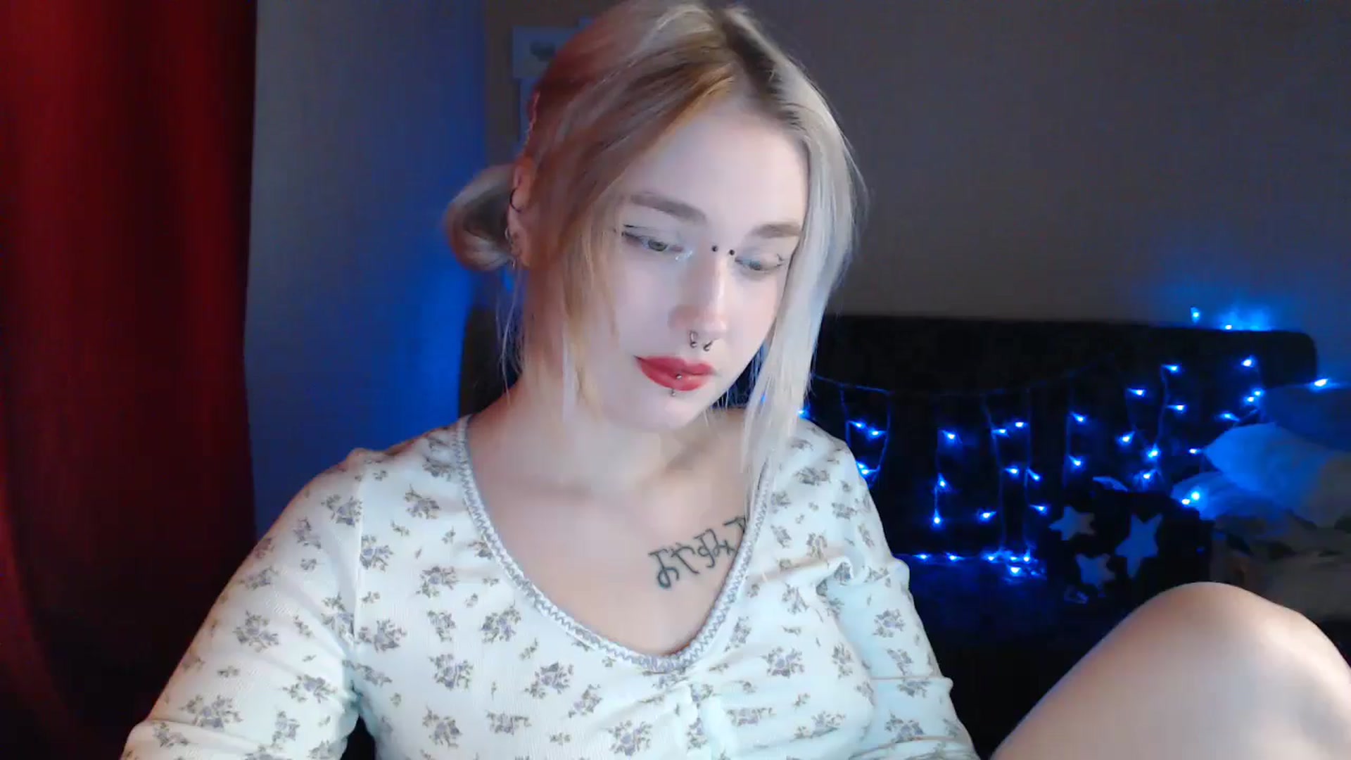 Gallery image thumbnail from Killinna's myfreecams stream on, 10/09/2024, 14:49 image 19 of 20
