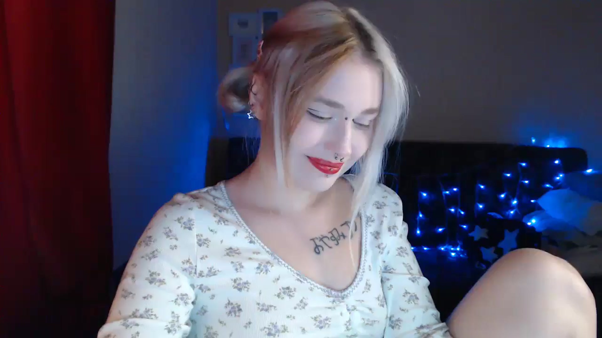 Gallery image thumbnail from Killinna's myfreecams stream on, 10/09/2024, 14:49 image 8 of 20