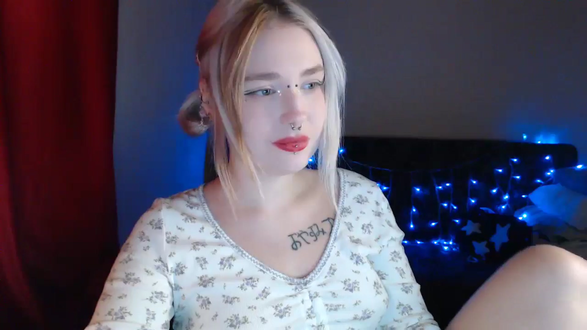 Gallery image thumbnail from Killinna's myfreecams stream on, 10/09/2024, 14:49 image 16 of 20