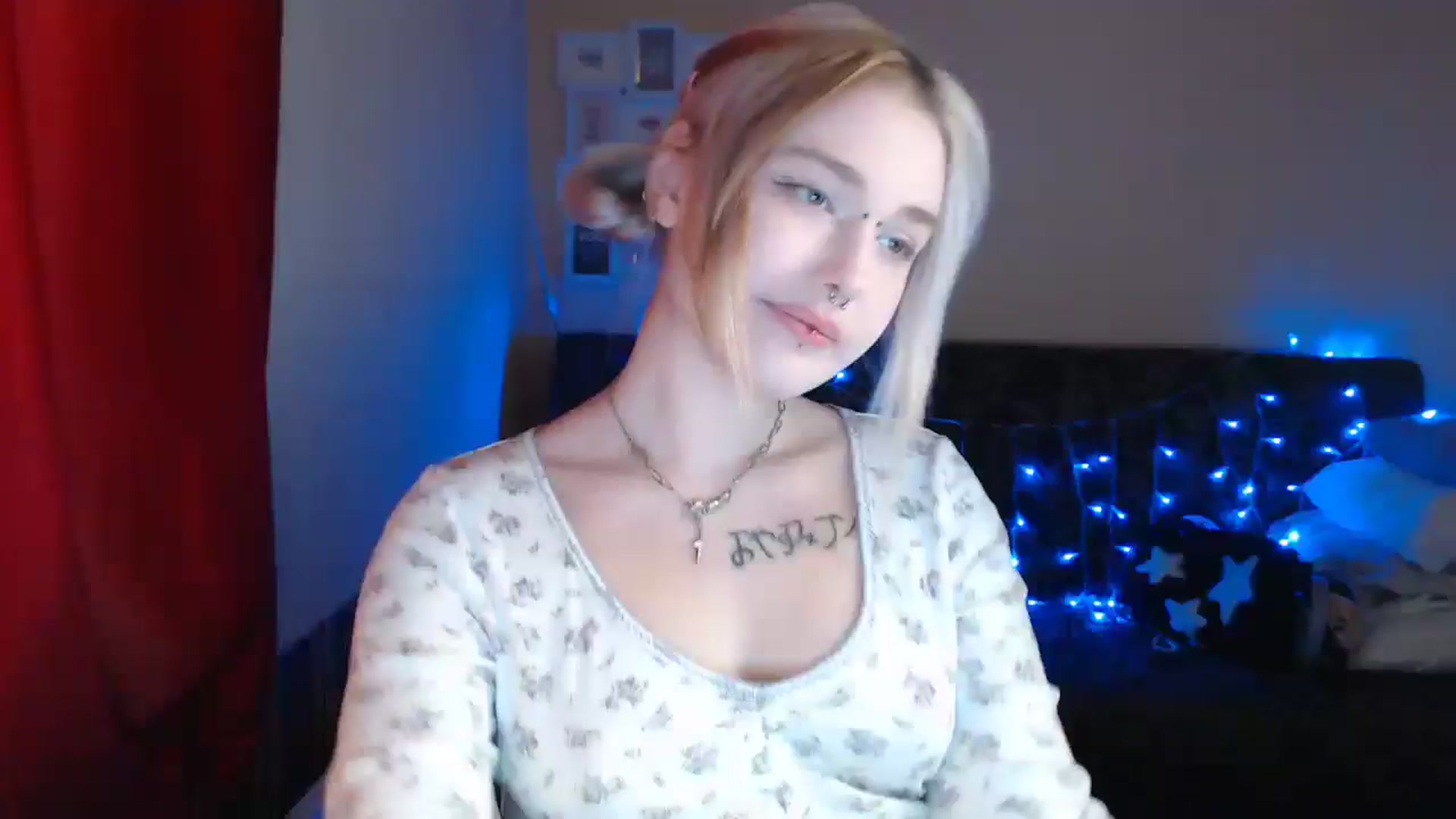 Gallery image thumbnail from Killinna's myfreecams stream on, 10/09/2024, 14:49 image 1 of 20