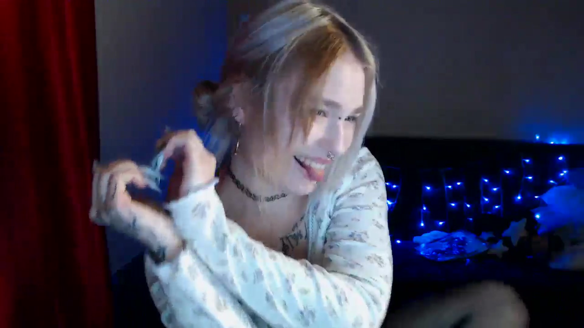 Gallery image thumbnail from Killinna's myfreecams stream on, 10/11/2024, 15:03 image 10 of 20