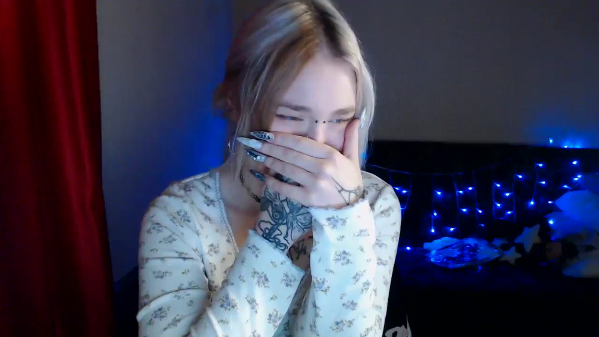 Gallery image thumbnail from Killinna's myfreecams stream on, 10/11/2024, 15:03 image 12 of 20