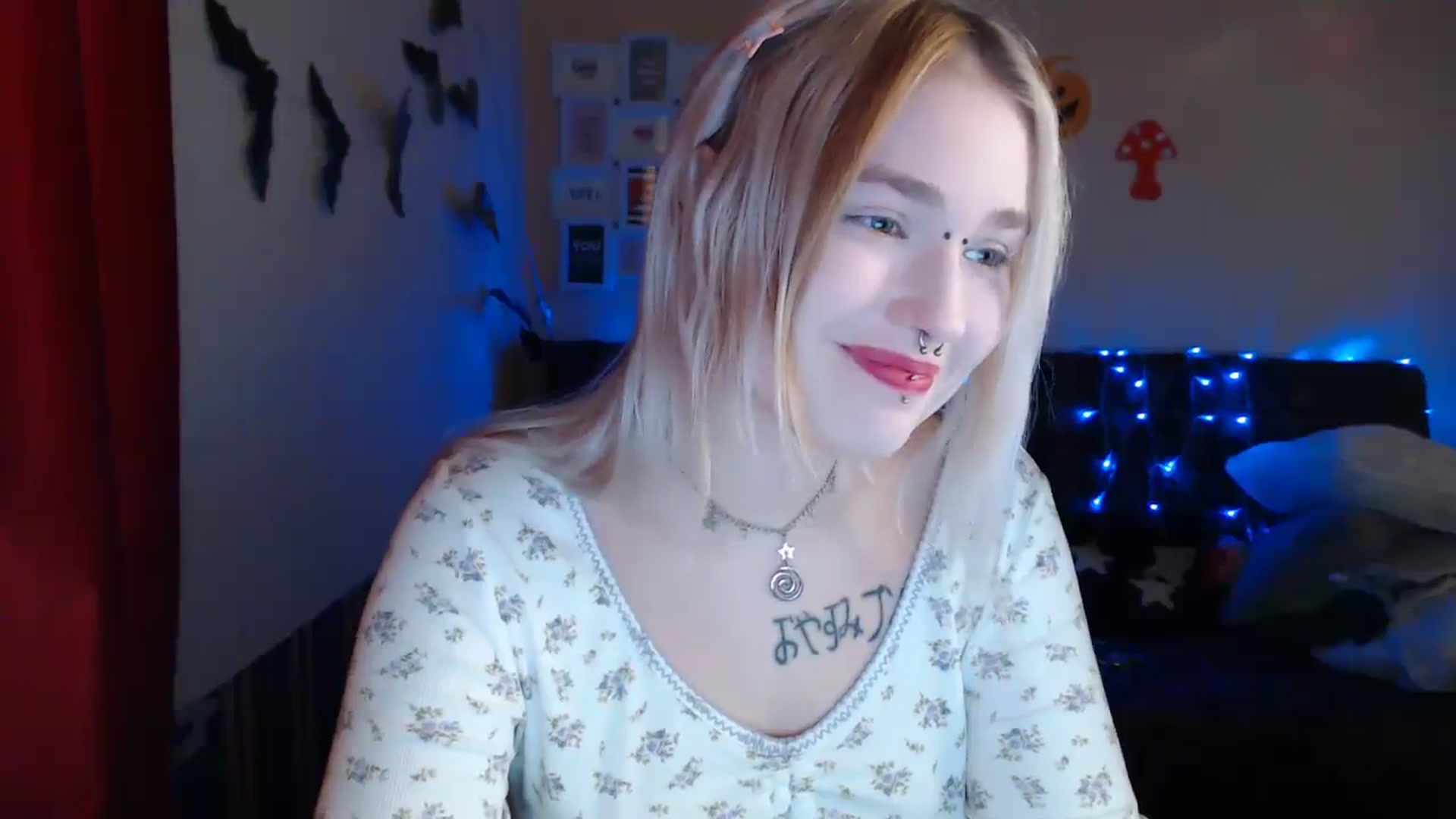 Gallery image thumbnail from Killinna's myfreecams stream on, 10/13/2024, 15:06 image 12 of 20