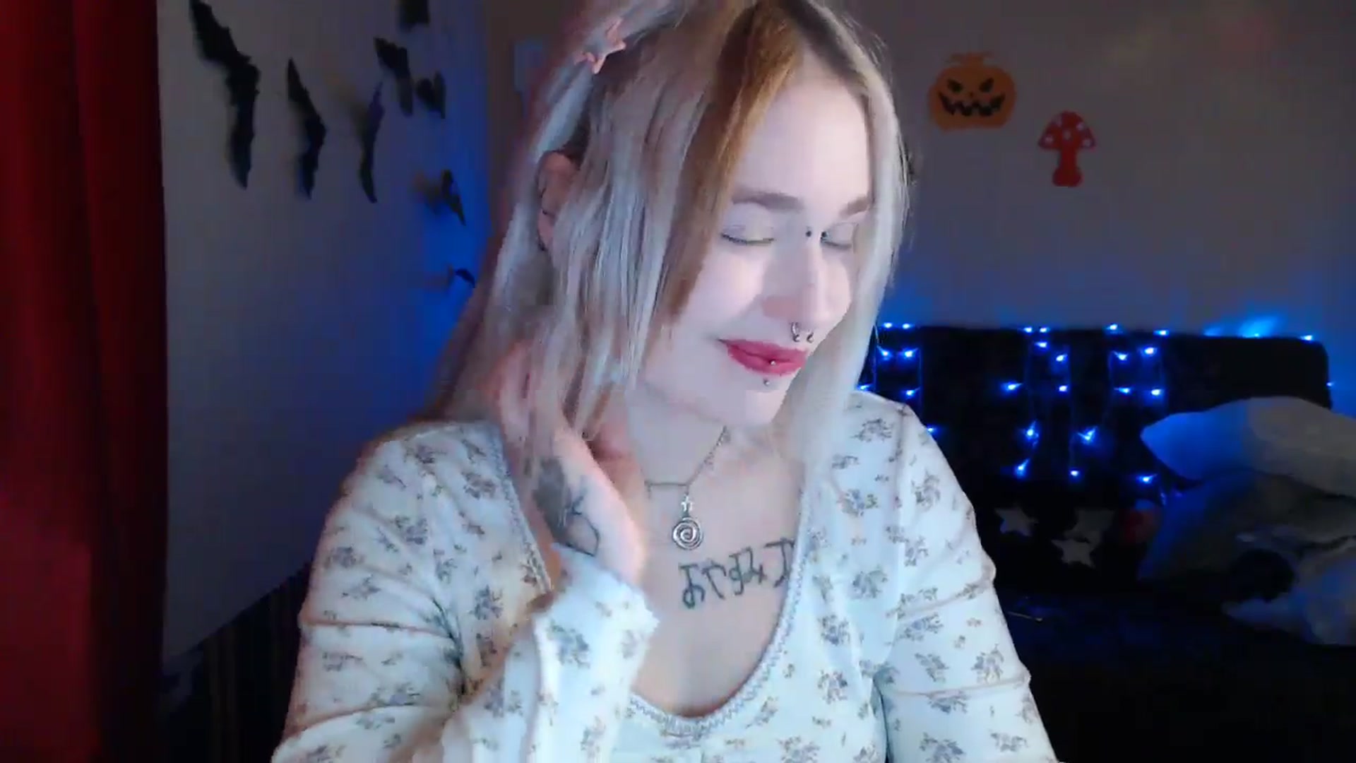 Gallery image thumbnail from Killinna's myfreecams stream on, 10/13/2024, 15:06 image 9 of 20