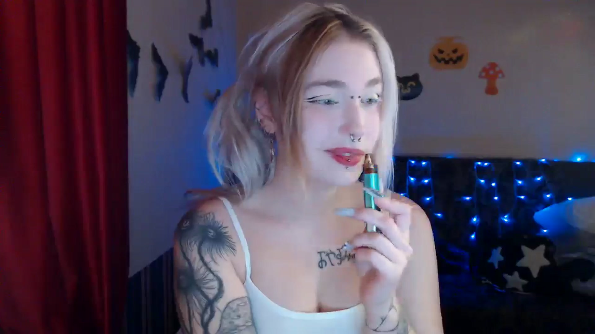Gallery image thumbnail from Killinna's myfreecams stream on, 10/15/2024, 15:01 image 20 of 20