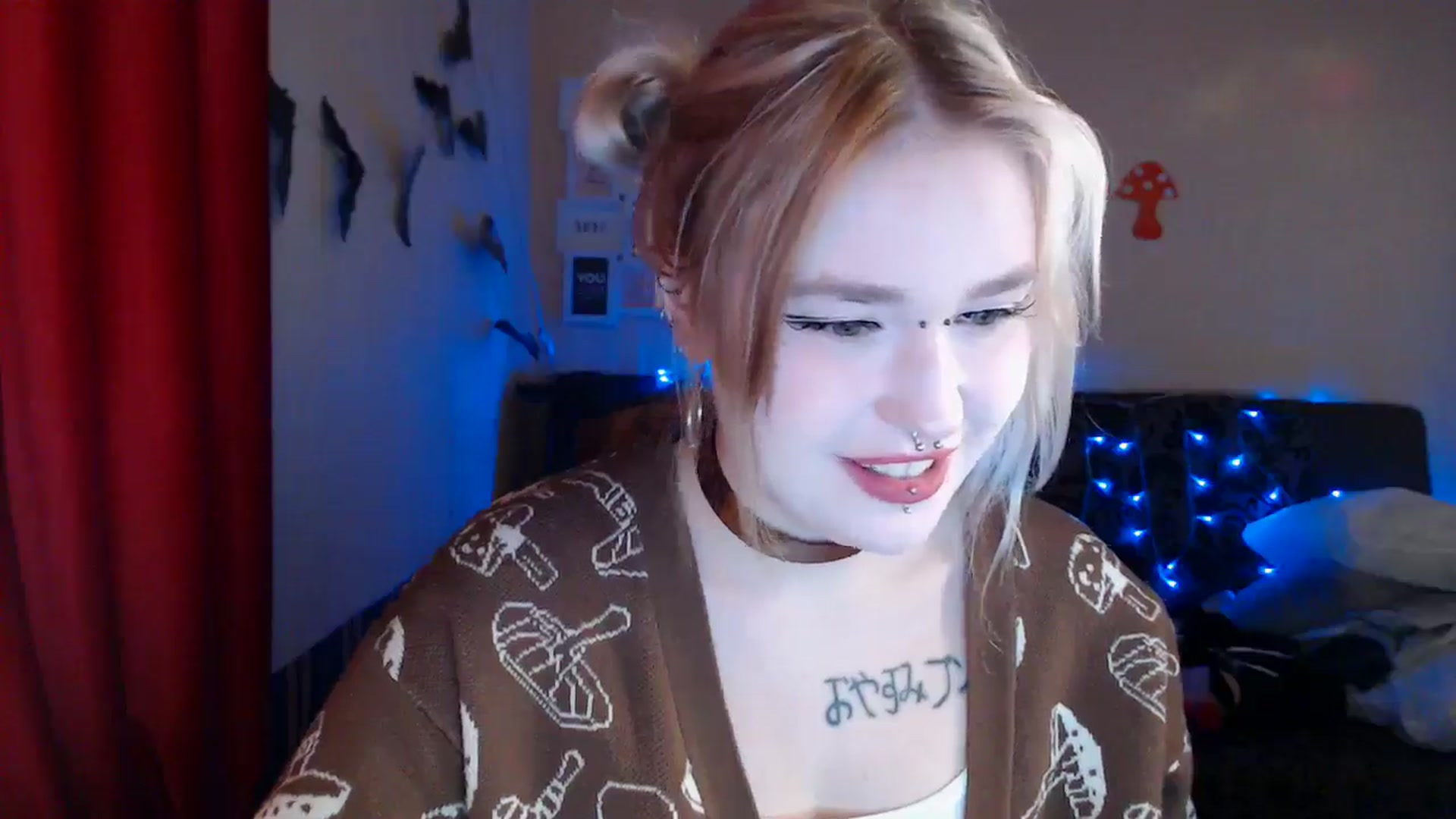 Gallery image thumbnail from Killinna's myfreecams stream on, 10/17/2024, 14:45 image 13 of 20