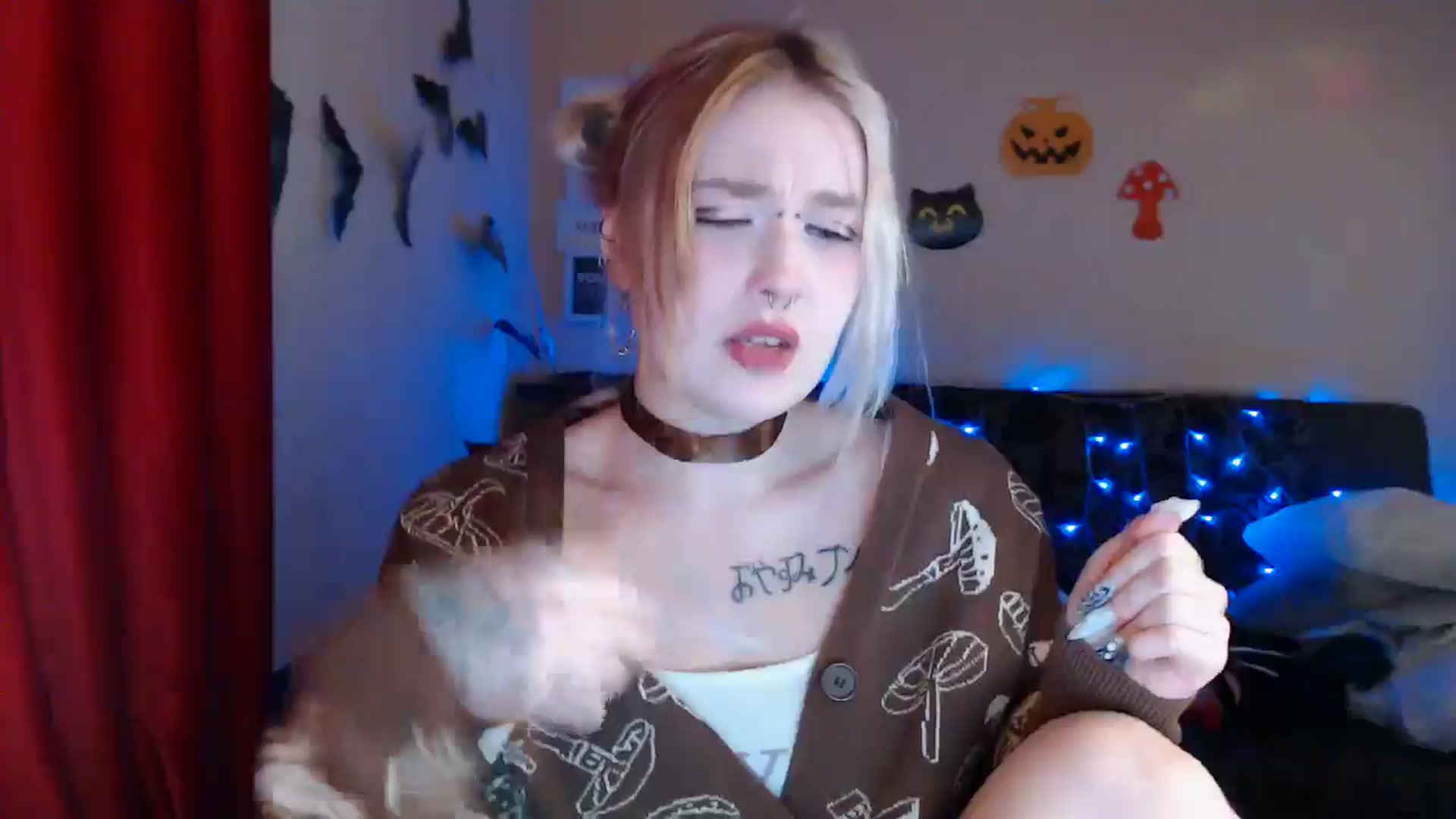 Gallery image thumbnail from Killinna's myfreecams stream on, 10/17/2024, 14:45 image 16 of 20