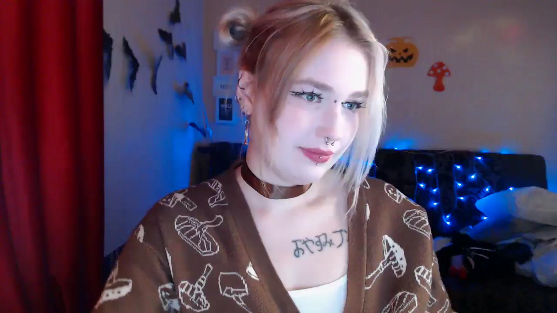 Gallery image thumbnail from Killinna's myfreecams stream on, 10/17/2024, 14:45 image 11 of 20