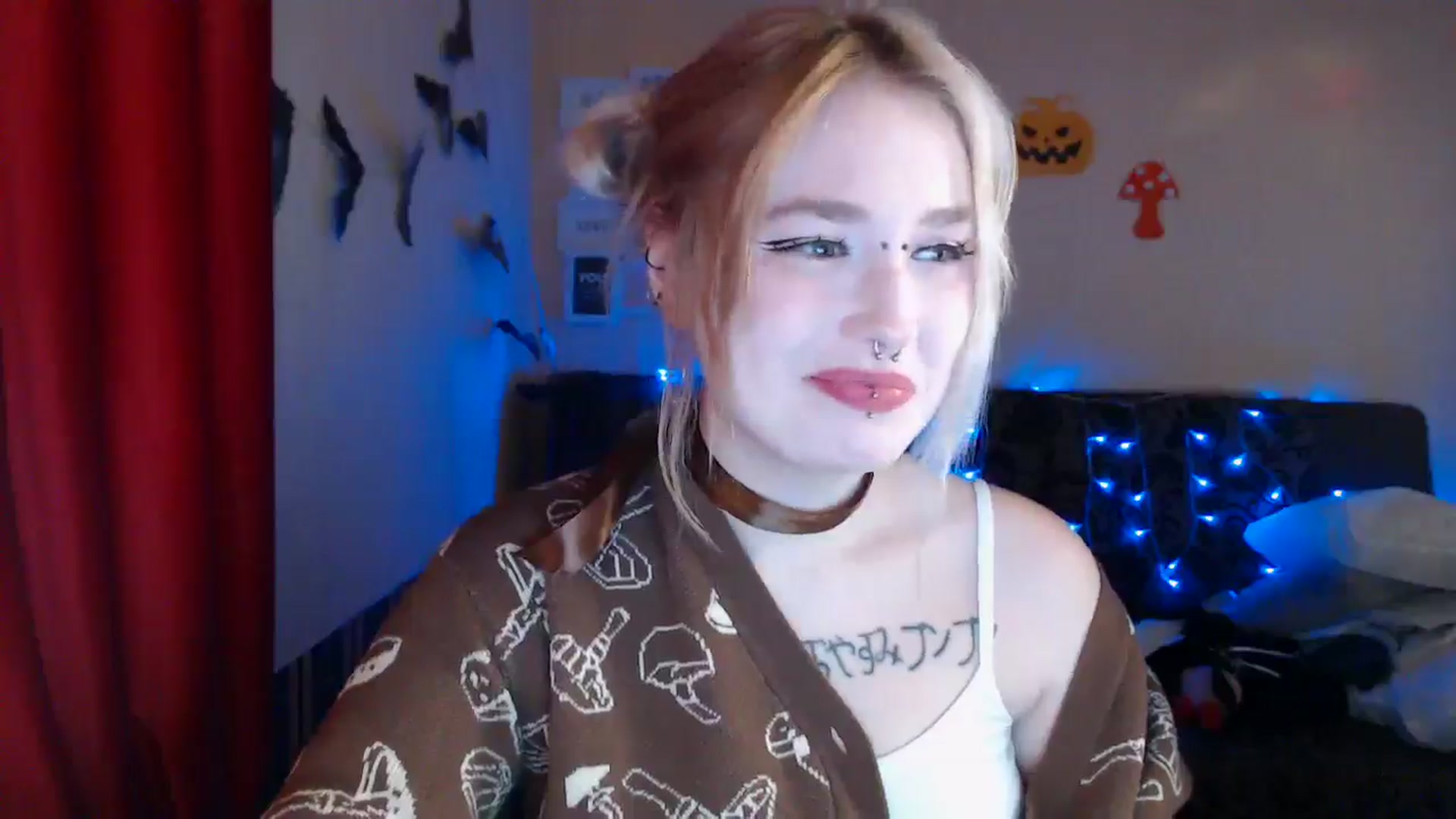 Gallery image thumbnail from Killinna's myfreecams stream on, 10/17/2024, 14:45 image 20 of 20