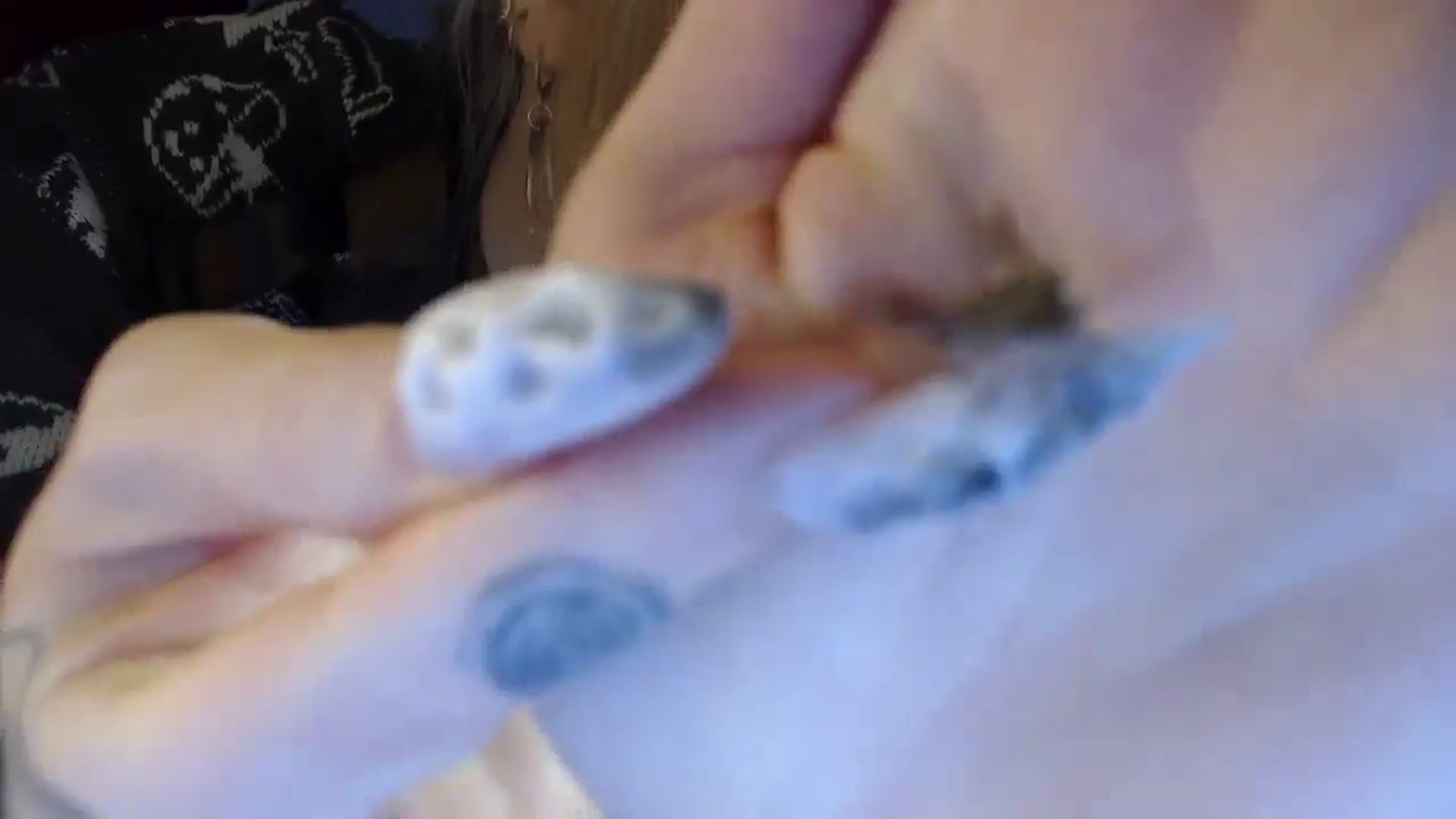 Gallery image thumbnail from Killinna's myfreecams stream on, 10/17/2024, 16:01 image 14 of 20