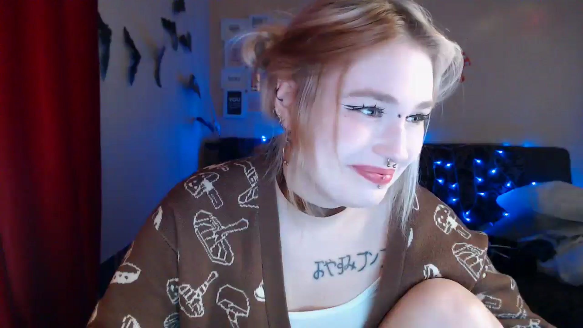 Gallery image thumbnail from Killinna's myfreecams stream on, 10/17/2024, 17:03 image 2 of 20
