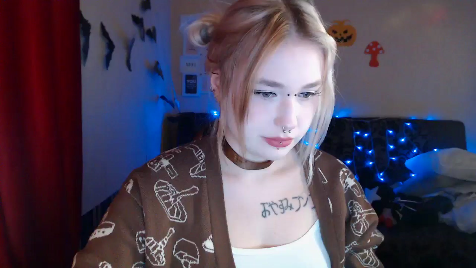 Gallery image thumbnail from Killinna's myfreecams stream on, 10/17/2024, 17:03 image 1 of 20