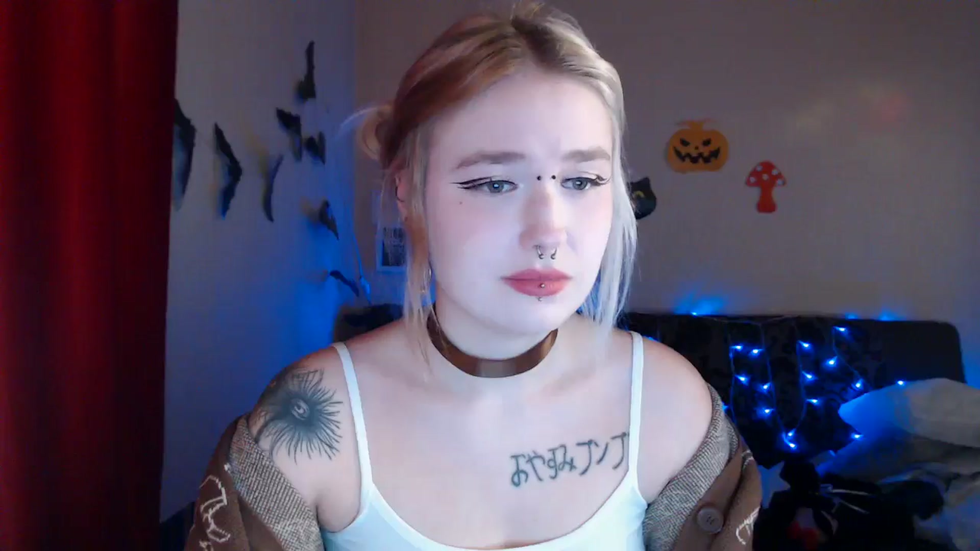 Gallery image thumbnail from Killinna's myfreecams stream on, 10/17/2024, 17:19 image 10 of 20