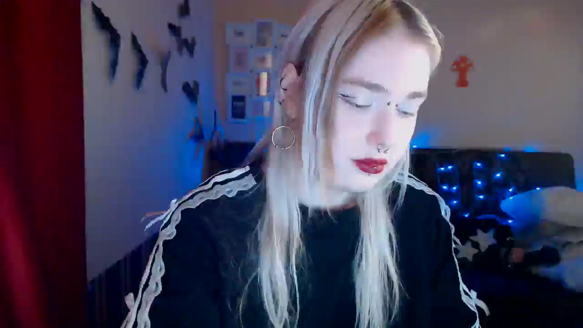 Gallery image thumbnail from Killinna's myfreecams stream on, 10/20/2024, 14:22 image 9 of 20